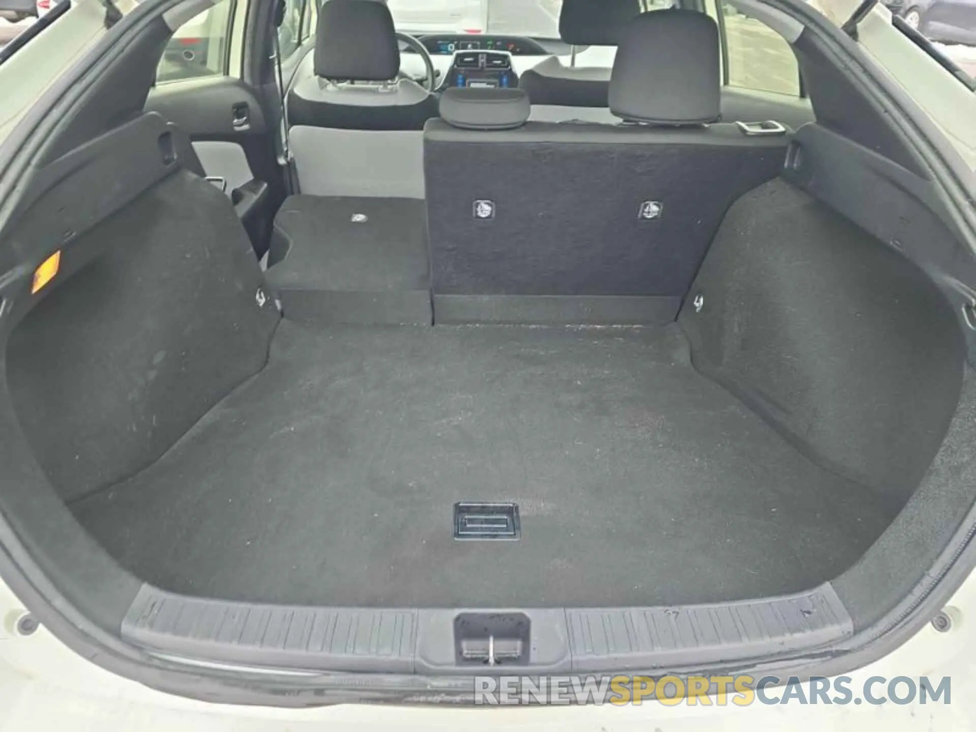 16 Фотография поврежденного автомобиля JTDKARFU7K3070357 TOYOTA PRIUS 2019