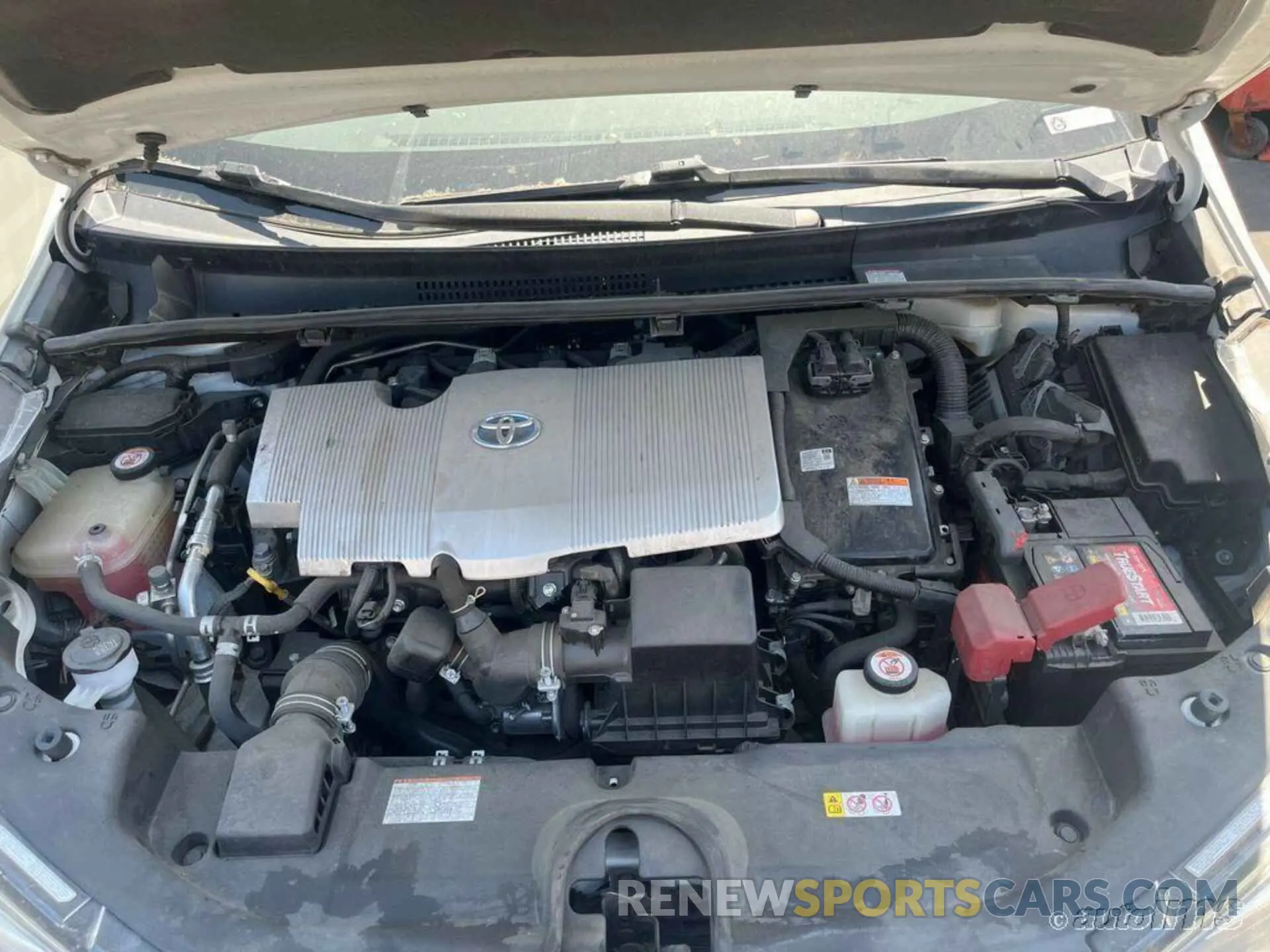 12 Фотография поврежденного автомобиля JTDKARFU7K3070973 TOYOTA PRIUS 2019