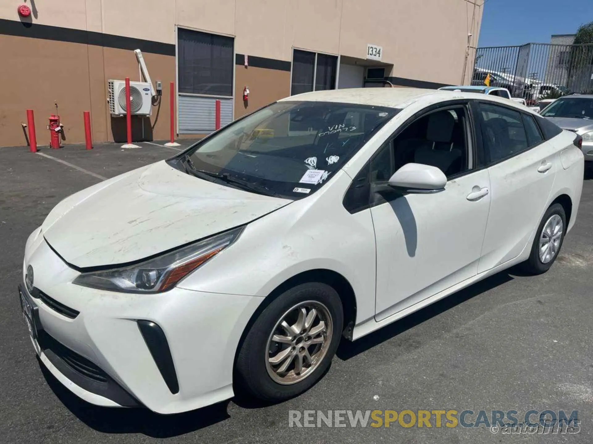8 Фотография поврежденного автомобиля JTDKARFU7K3070973 TOYOTA PRIUS 2019