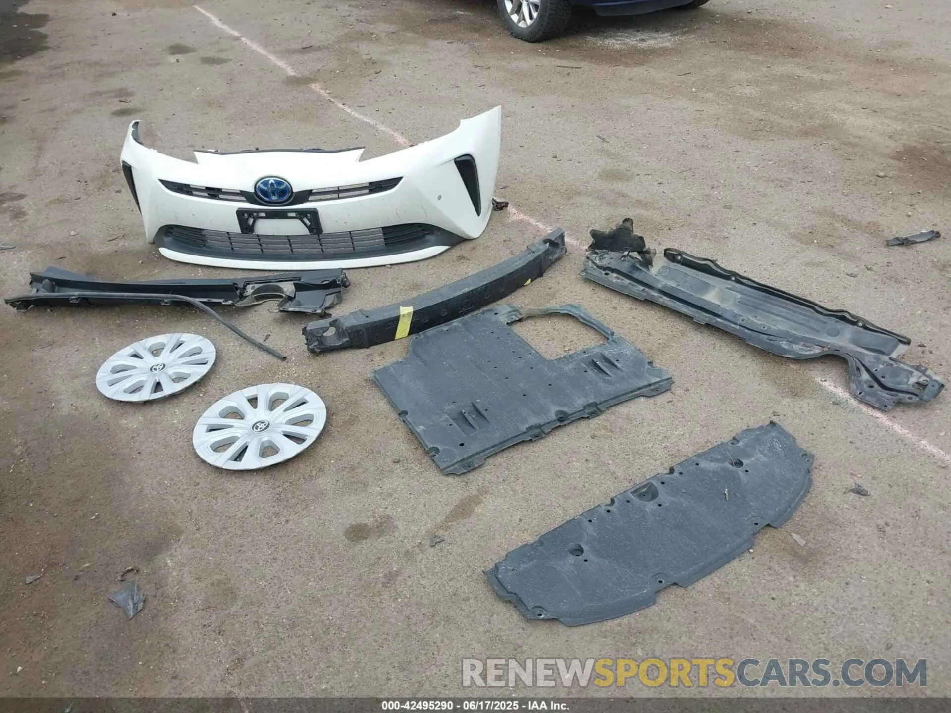 12 Photograph of a damaged car JTDKARFU7K3079057 TOYOTA PRIUS 2019