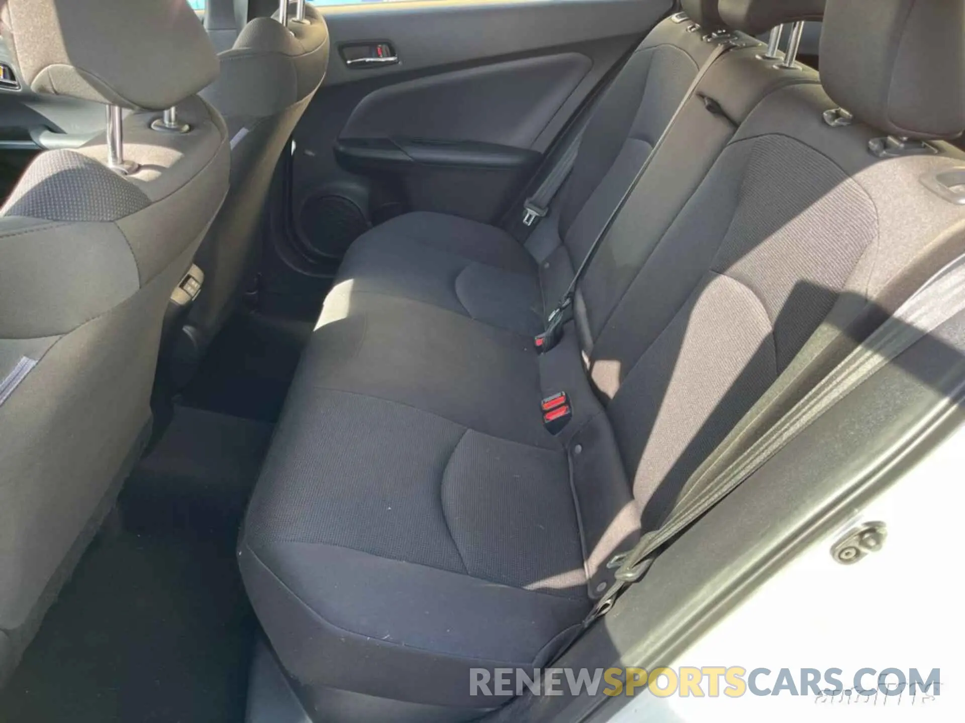 3 Фотография поврежденного автомобиля JTDKARFU7K3090060 TOYOTA PRIUS 2019