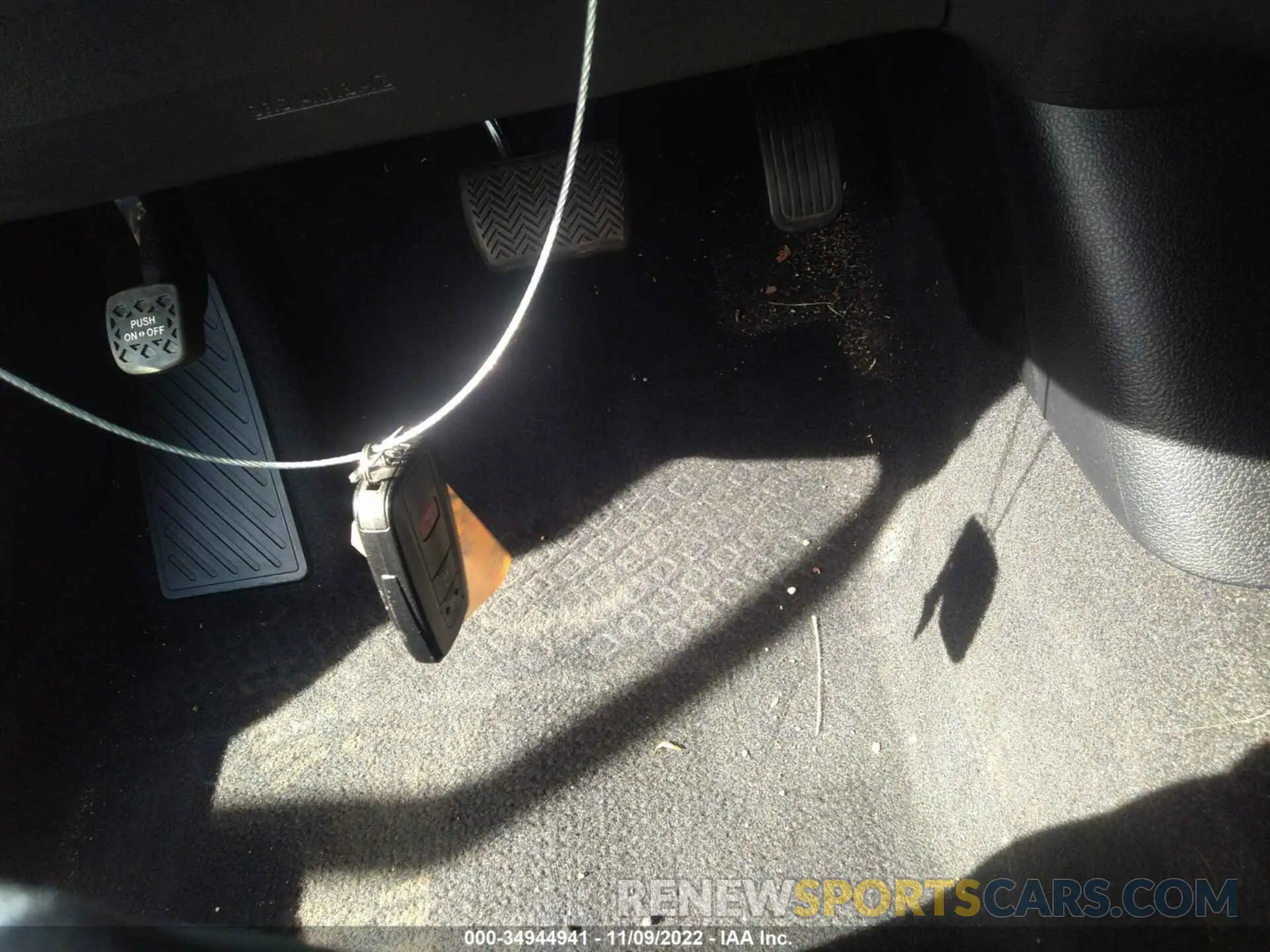 11 Фотография поврежденного автомобиля JTDKARFU8K3071422 TOYOTA PRIUS 2019