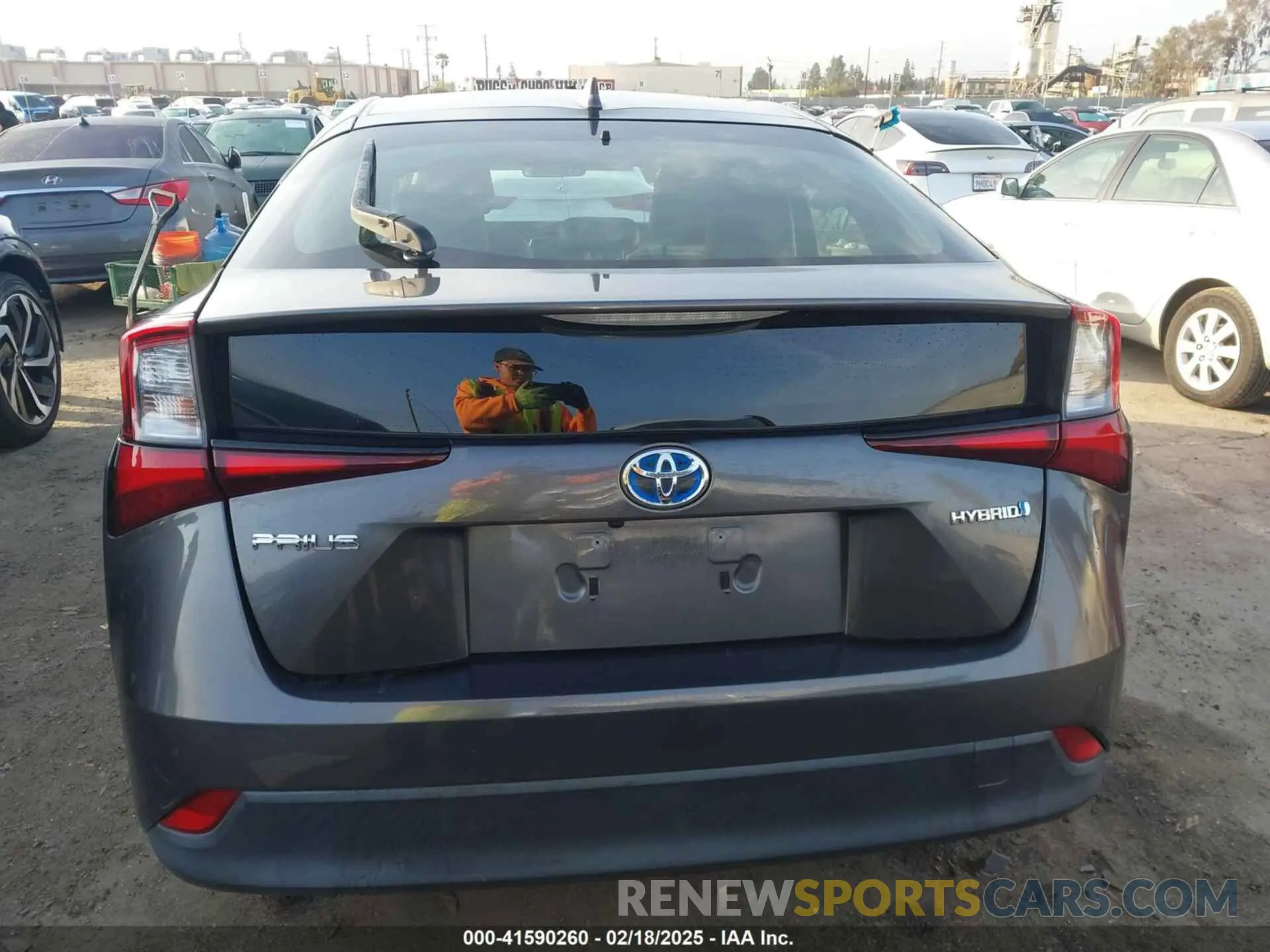 17 Фотография поврежденного автомобиля JTDKARFU8K3087751 TOYOTA PRIUS 2019