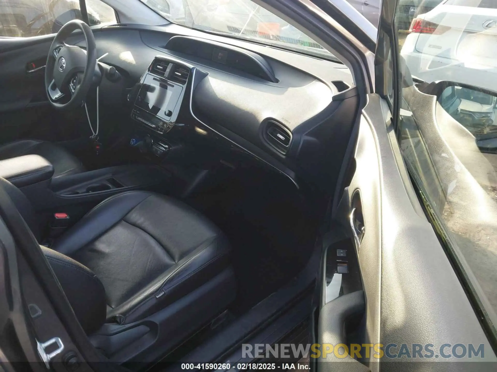 5 Фотография поврежденного автомобиля JTDKARFU8K3087751 TOYOTA PRIUS 2019