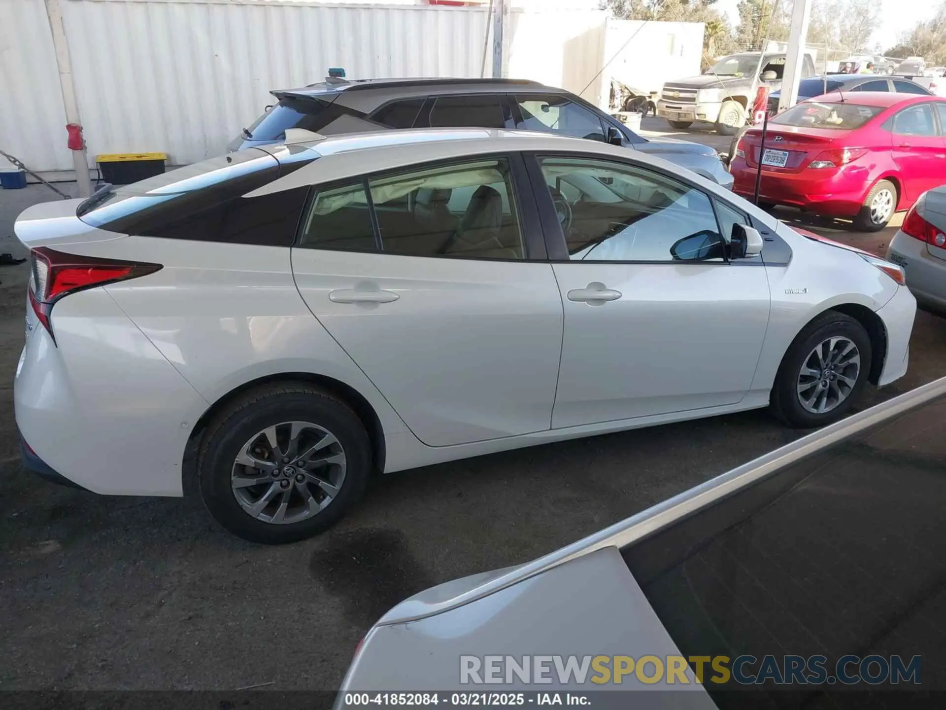 13 Фотография поврежденного автомобиля JTDKARFU8K3102331 TOYOTA PRIUS 2019