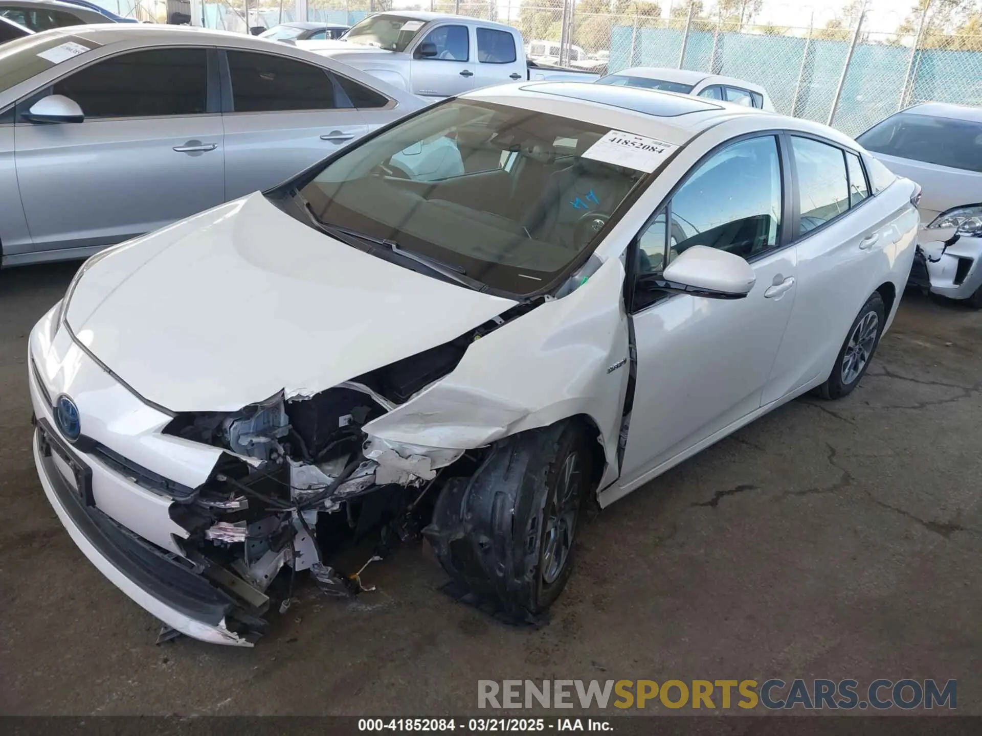 2 Фотография поврежденного автомобиля JTDKARFU8K3102331 TOYOTA PRIUS 2019