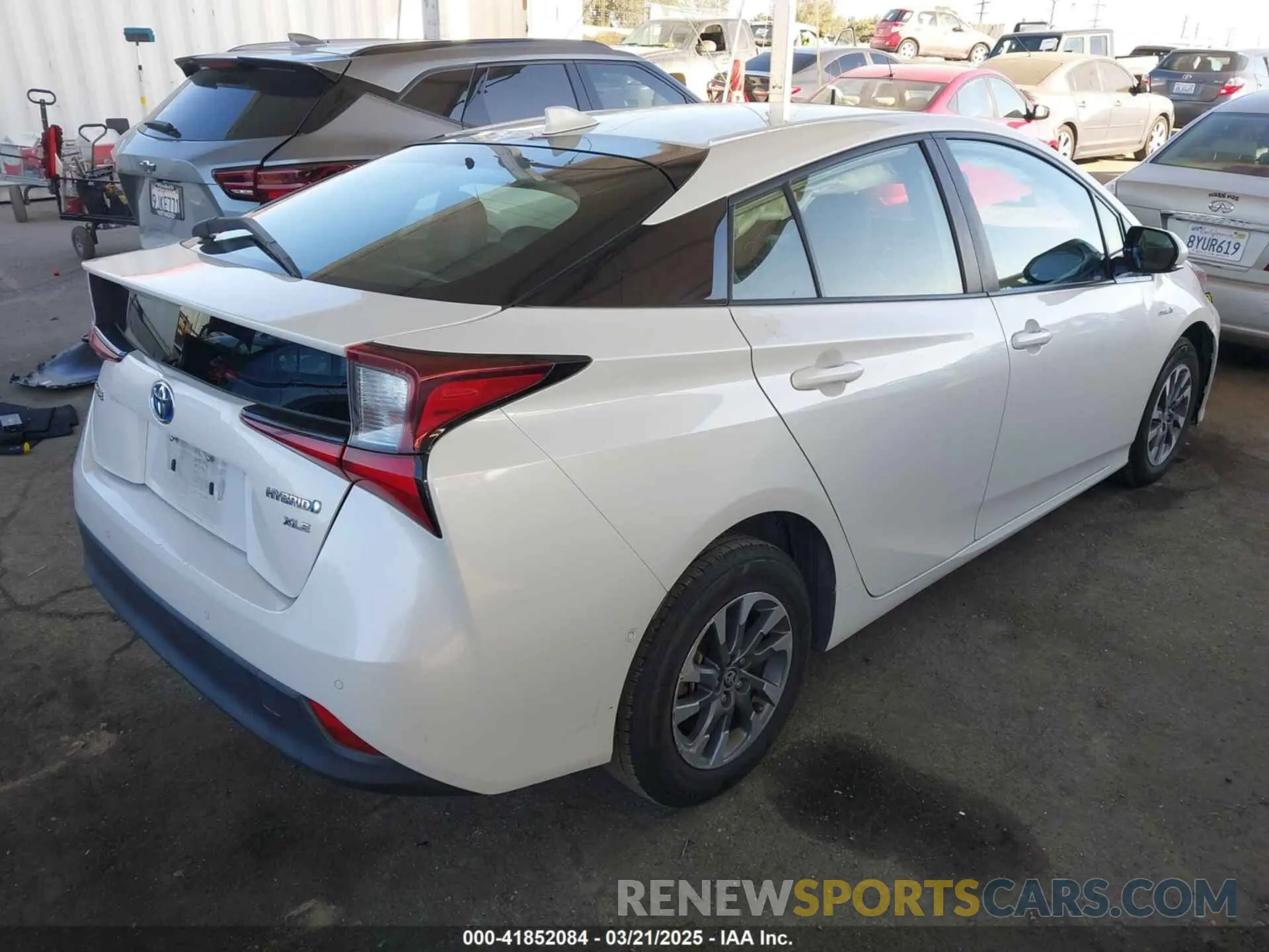 4 Фотография поврежденного автомобиля JTDKARFU8K3102331 TOYOTA PRIUS 2019