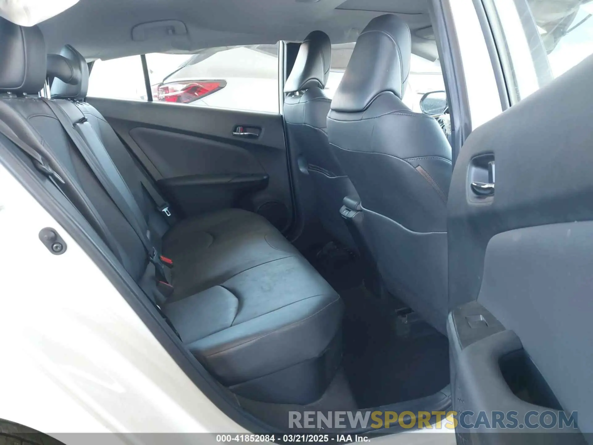 8 Фотография поврежденного автомобиля JTDKARFU8K3102331 TOYOTA PRIUS 2019