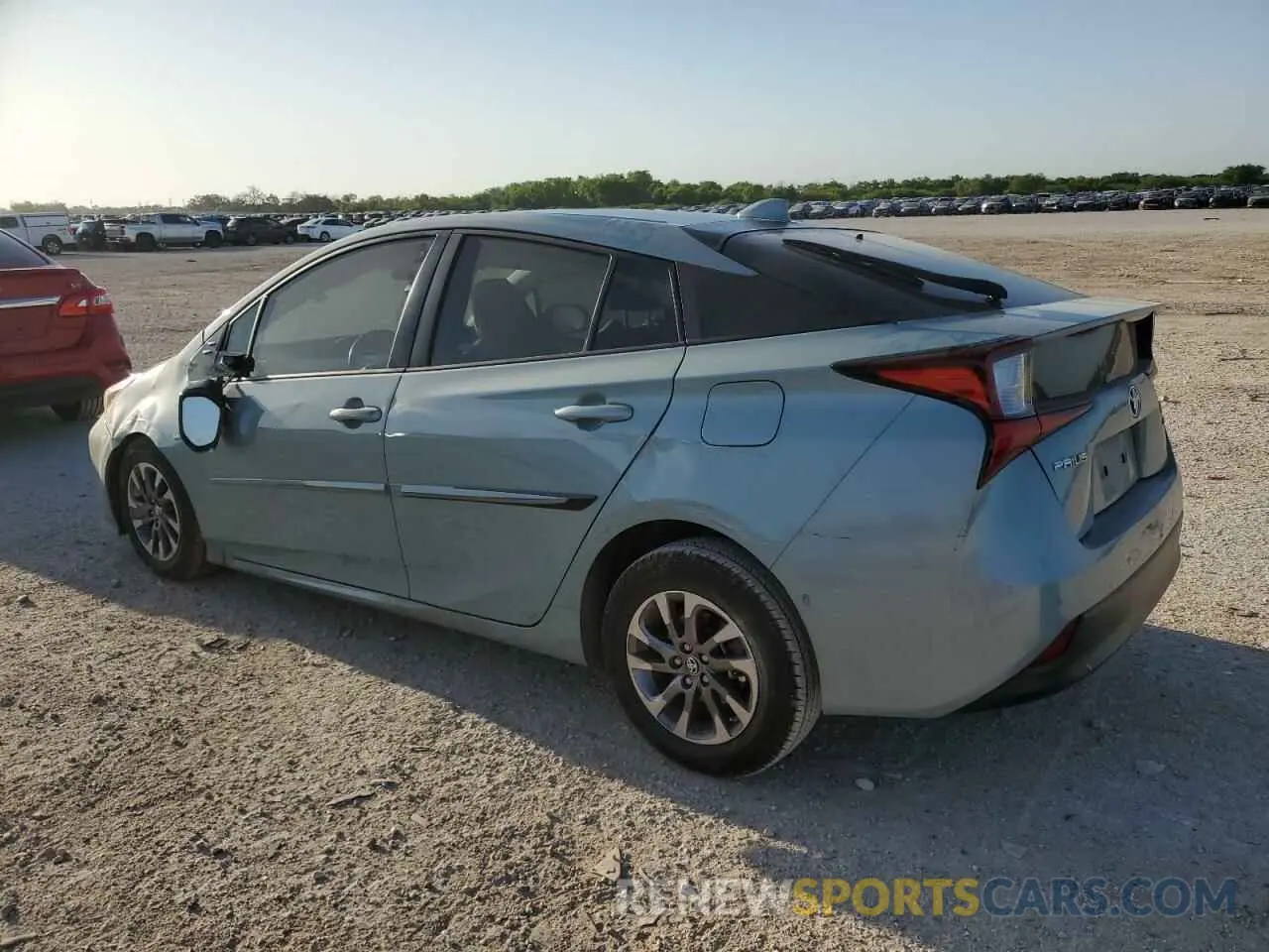 2 Фотография поврежденного автомобиля JTDKARFU9K3069825 TOYOTA PRIUS 2019