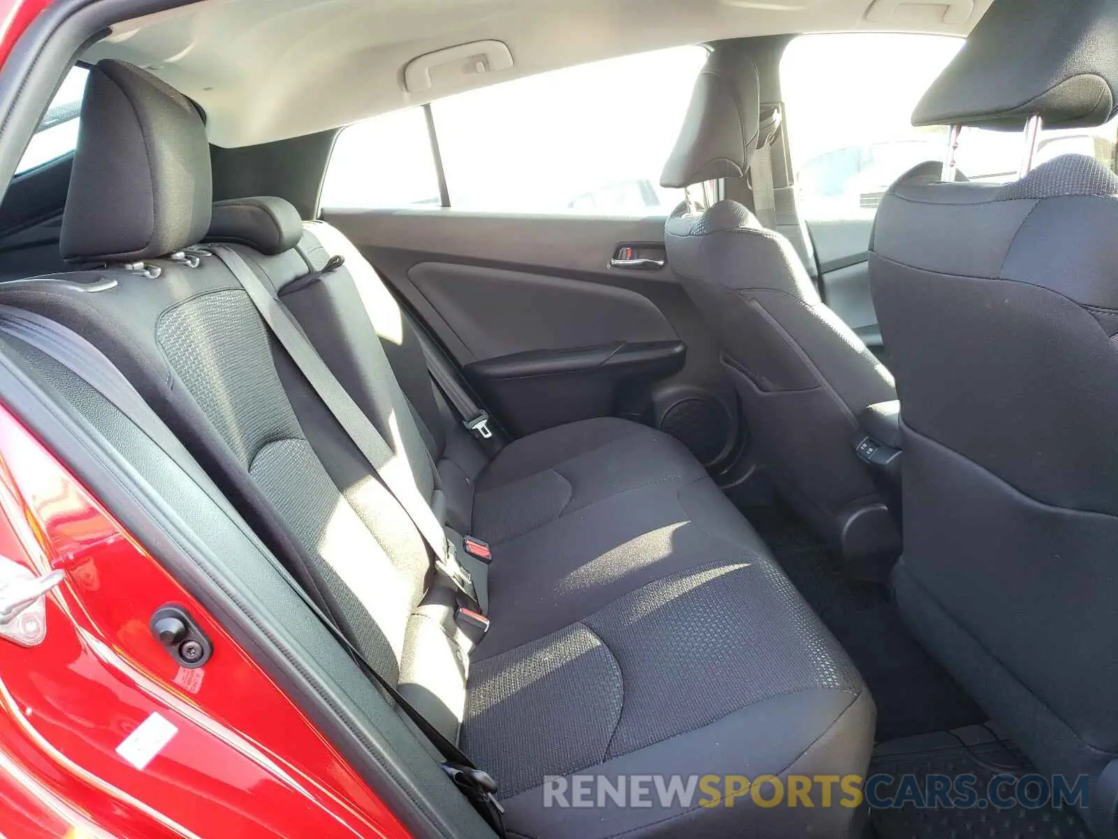 6 Photograph of a damaged car JTDKARFU9K3079576 TOYOTA PRIUS 2019