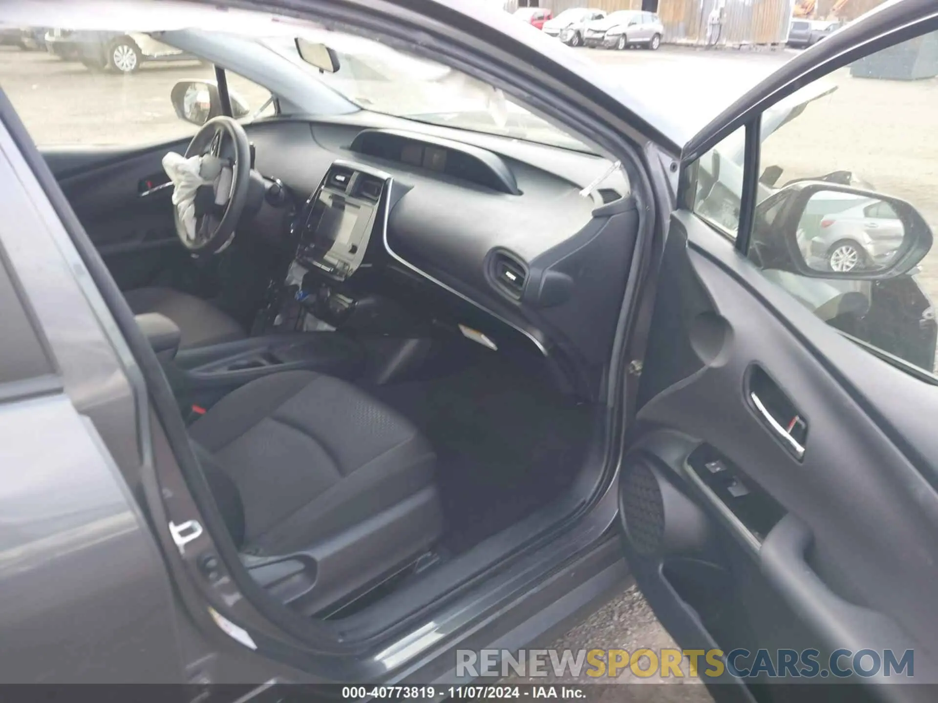 5 Фотография поврежденного автомобиля JTDKARFU9K3098449 TOYOTA PRIUS 2019