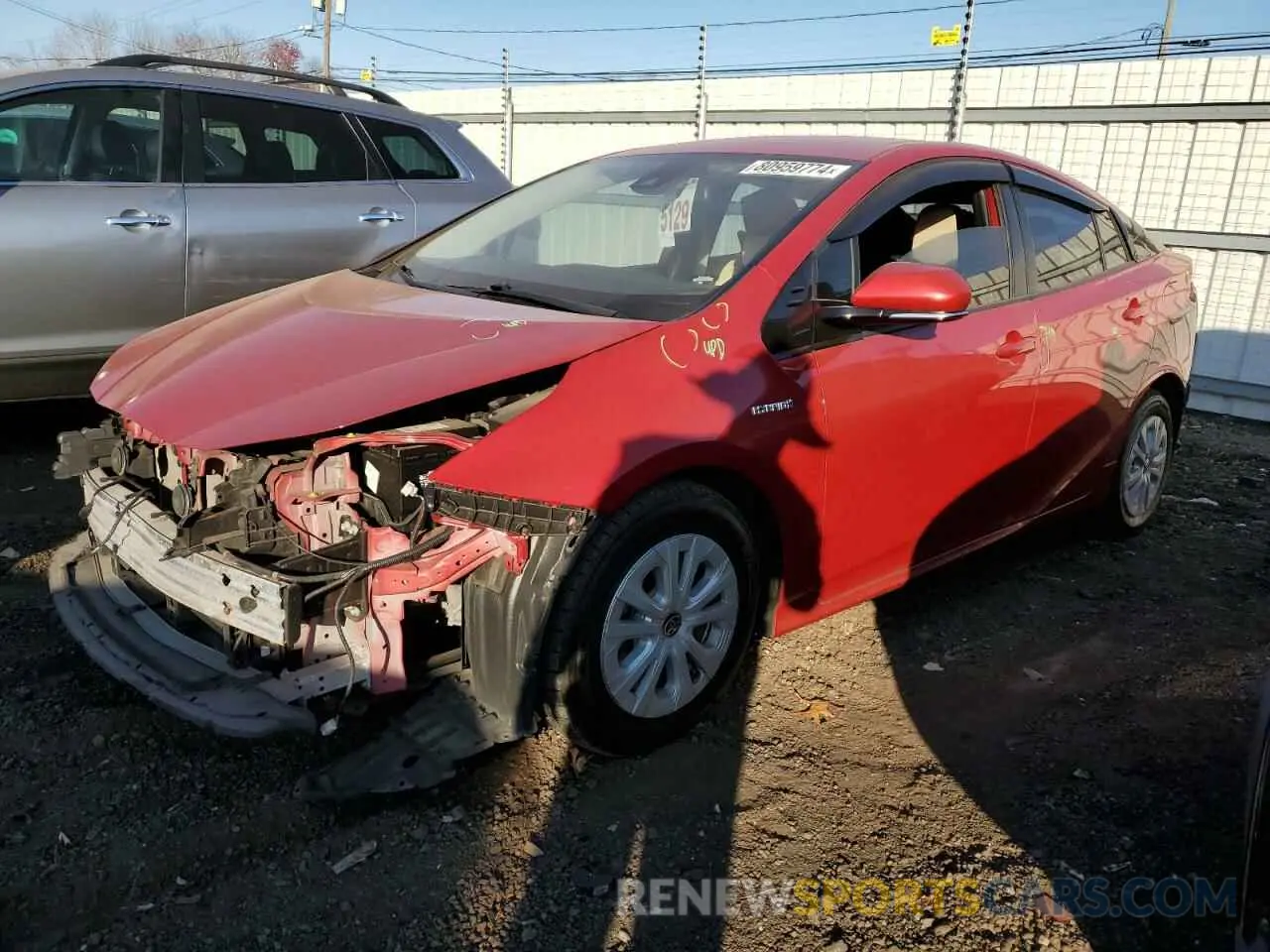 1 Фотография поврежденного автомобиля JTDKARFUXK3070918 TOYOTA PRIUS 2019