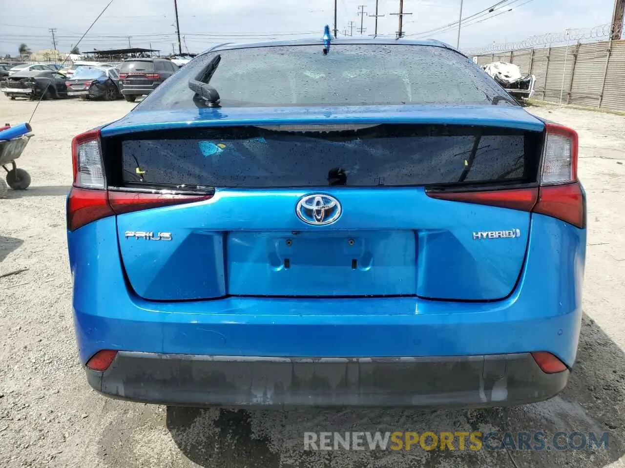 6 Фотография поврежденного автомобиля JTDKARFUXK3082616 TOYOTA PRIUS 2019