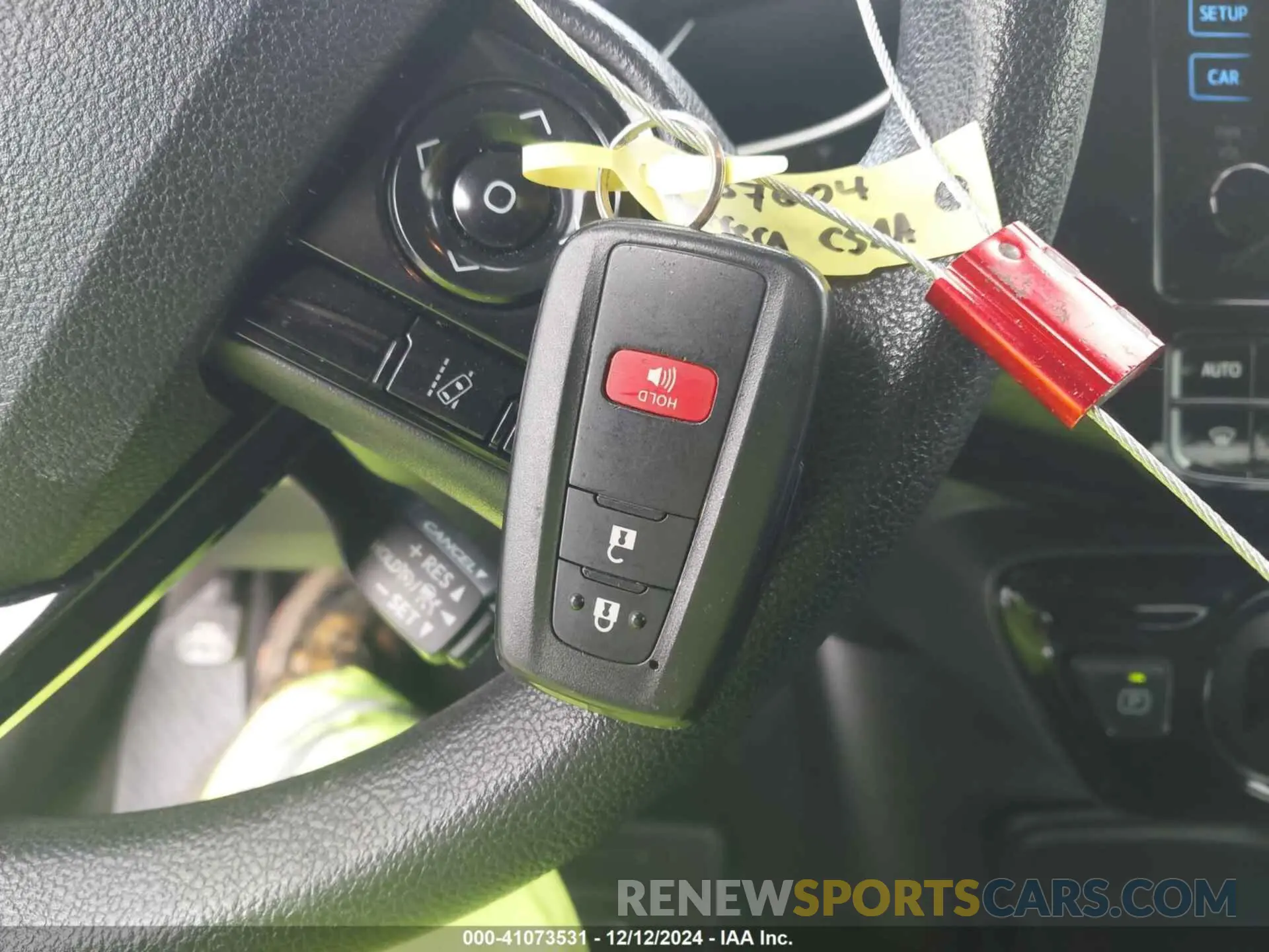 11 Фотография поврежденного автомобиля JTDKARFUXK3085578 TOYOTA PRIUS 2019