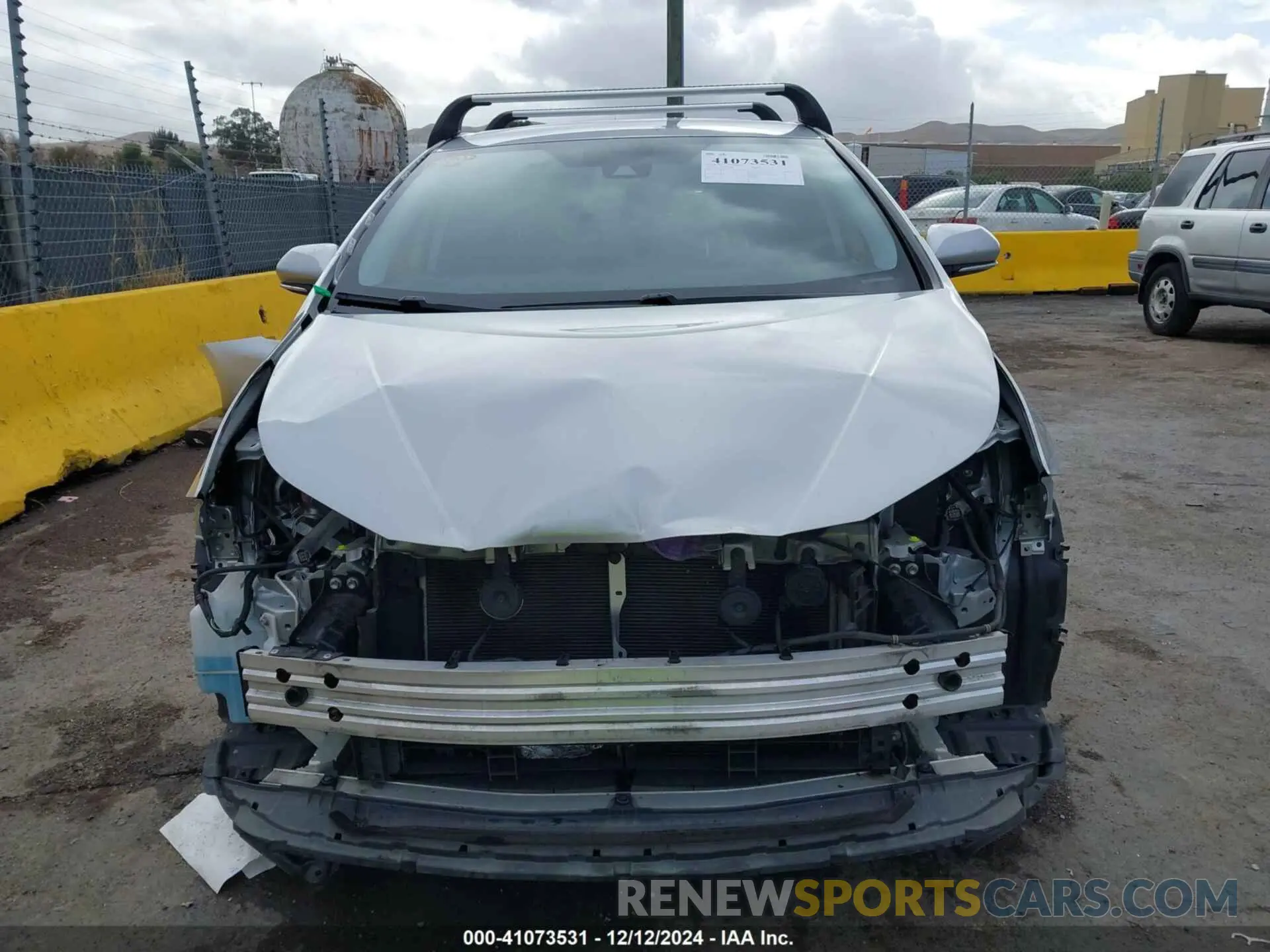 13 Фотография поврежденного автомобиля JTDKARFUXK3085578 TOYOTA PRIUS 2019
