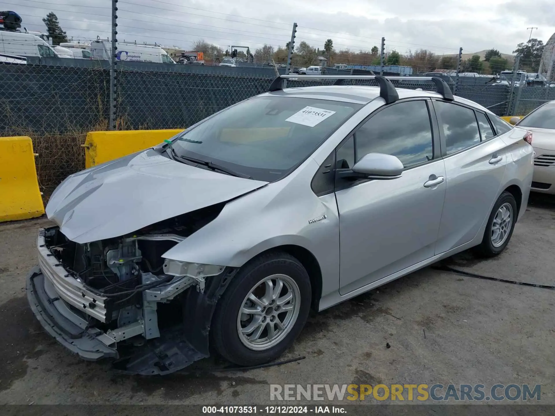2 Фотография поврежденного автомобиля JTDKARFUXK3085578 TOYOTA PRIUS 2019