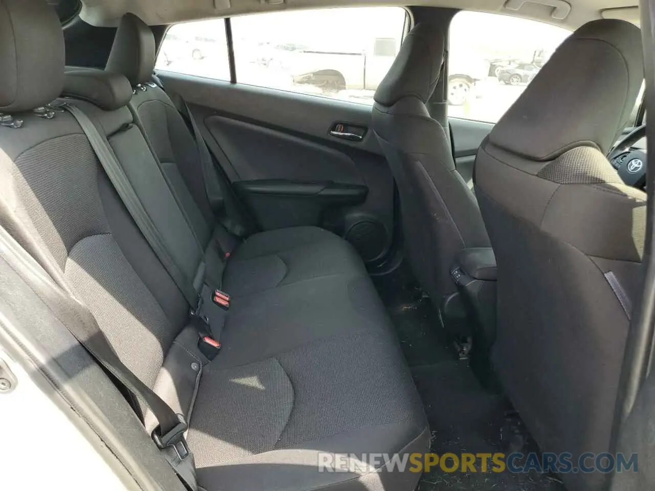 10 Photograph of a damaged car JTDKARFUXK3087041 TOYOTA PRIUS 2019