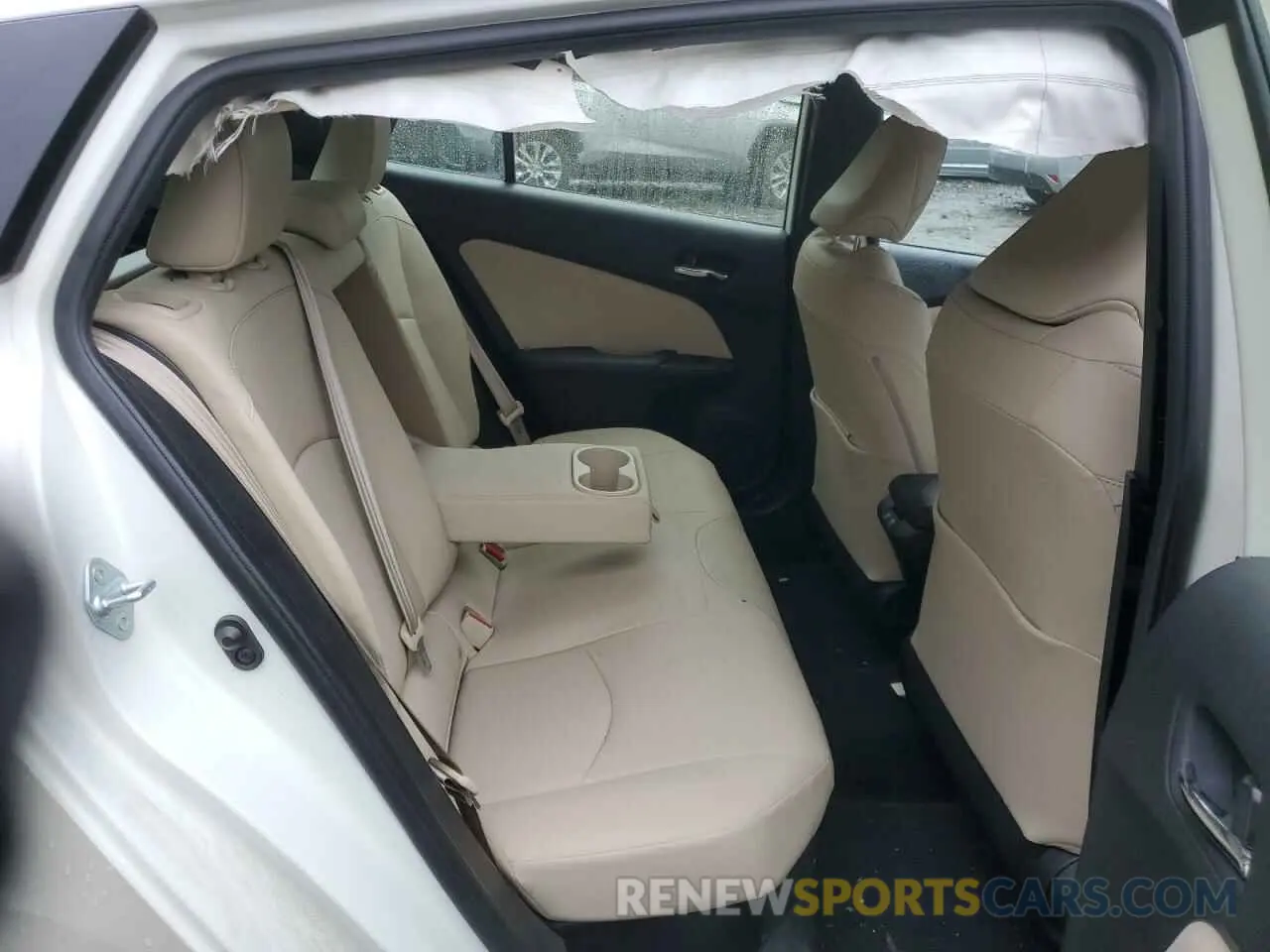 10 Фотография поврежденного автомобиля JTDKARFUXK3096130 TOYOTA PRIUS 2019