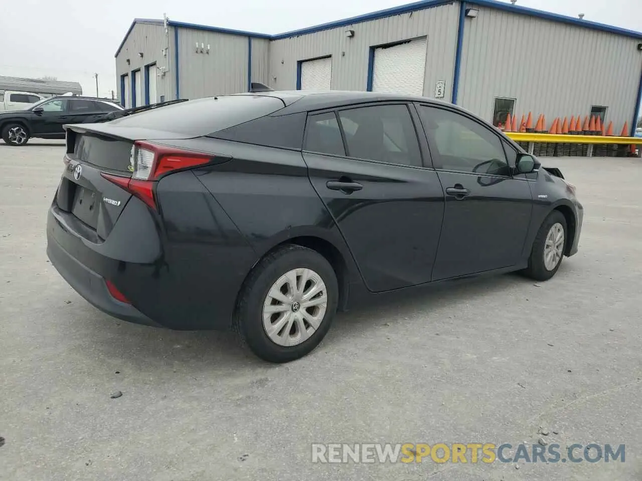 3 Фотография поврежденного автомобиля JTDKARFUXK3098850 TOYOTA PRIUS 2019