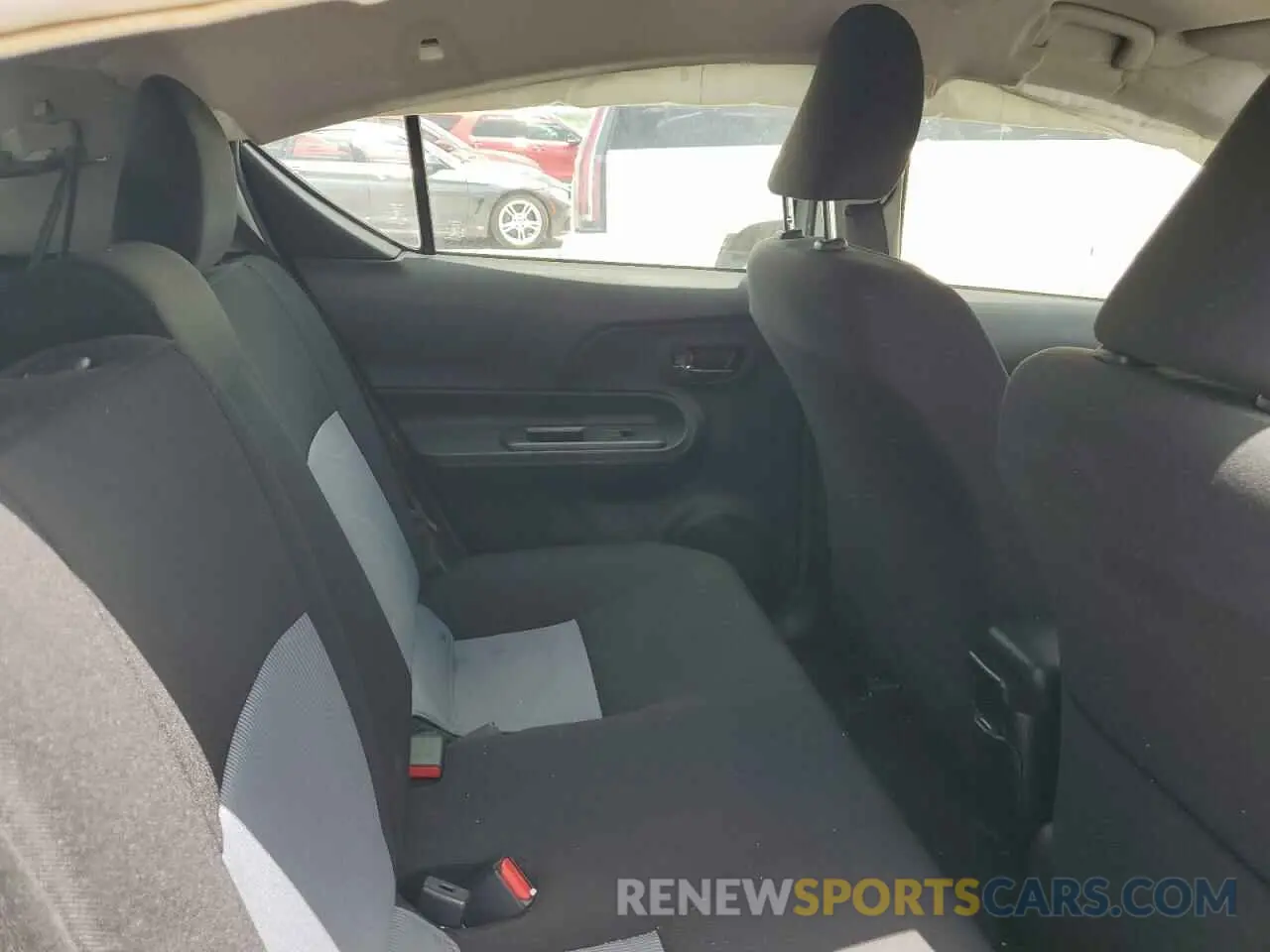 11 Photograph of a damaged car JTDKDTB34K1626332 TOYOTA PRIUS 2019