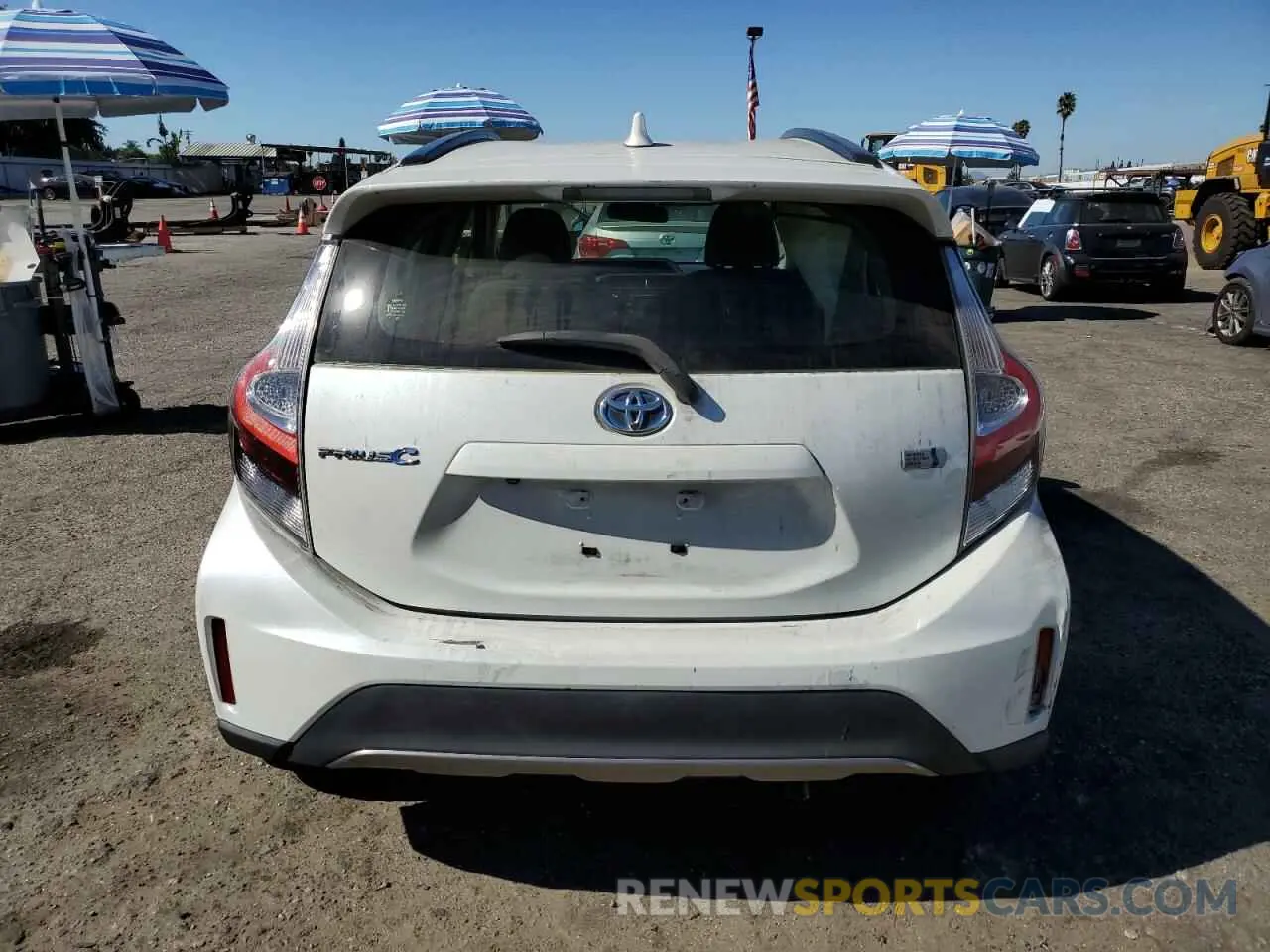 6 Фотография поврежденного автомобиля JTDKDTB37K1622873 TOYOTA PRIUS 2019