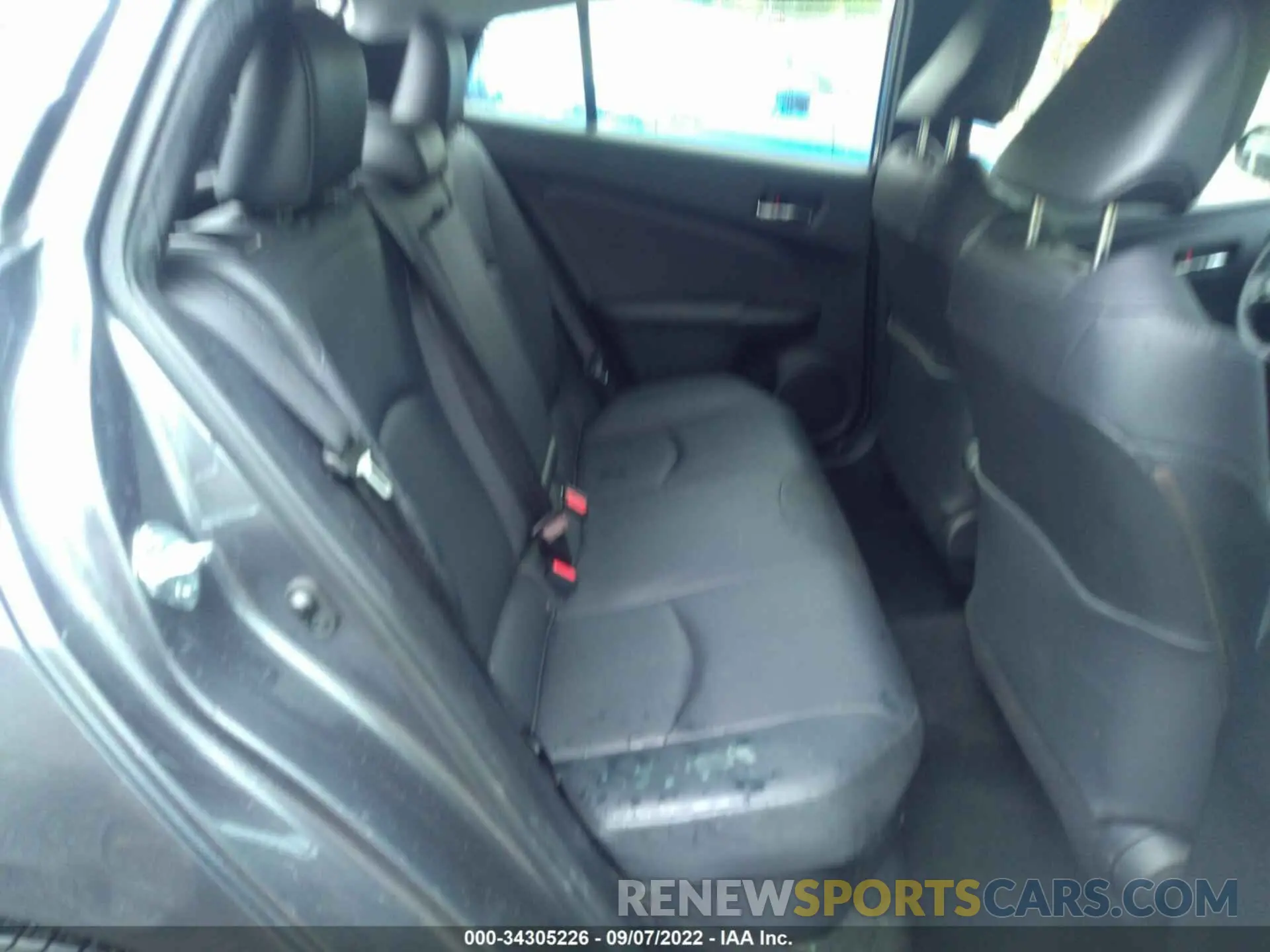 8 Photograph of a damaged car JTDL9RFU1K3005209 TOYOTA PRIUS 2019