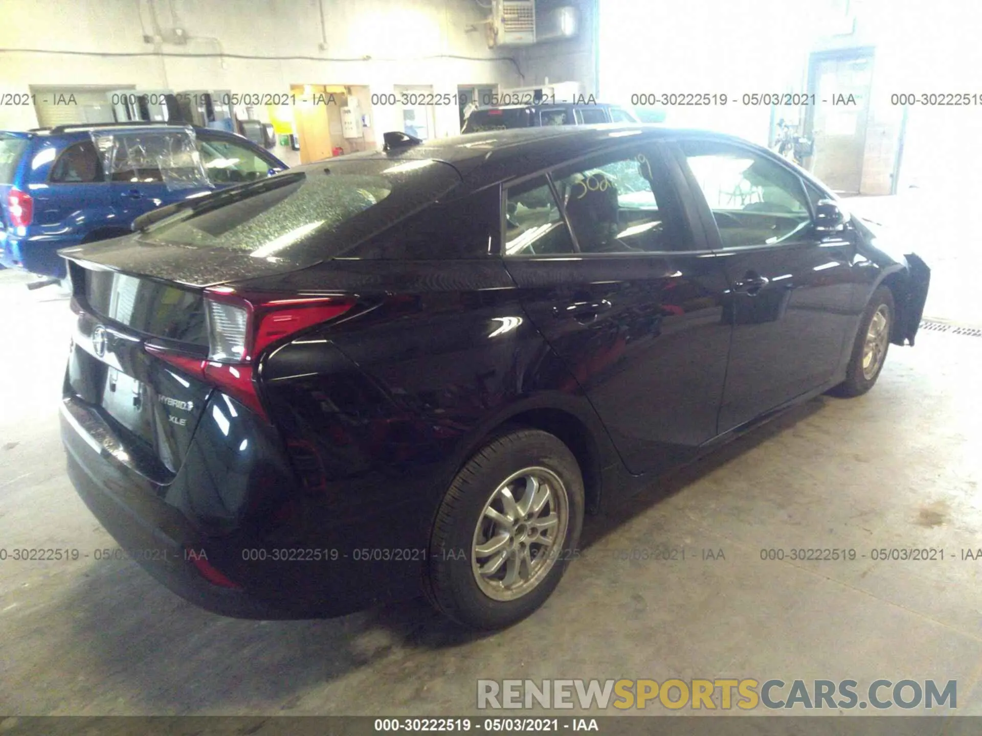 4 Photograph of a damaged car JTDL9RFU1K3006621 TOYOTA PRIUS 2019