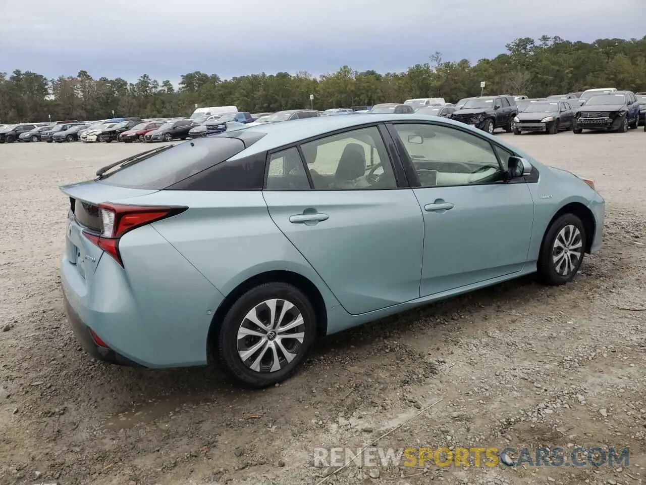 3 Фотография поврежденного автомобиля JTDL9RFU4K3008685 TOYOTA PRIUS 2019