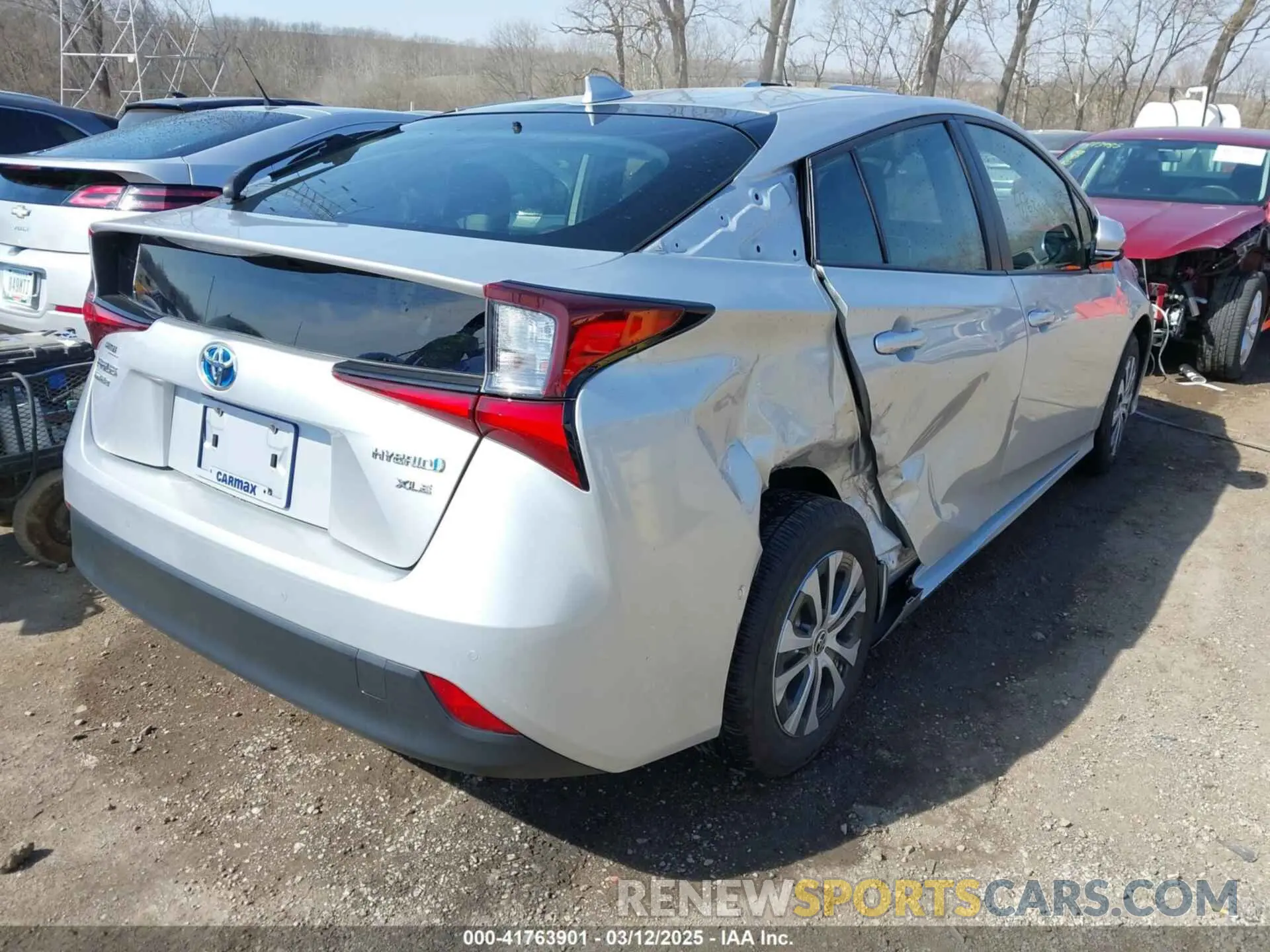 4 Фотография поврежденного автомобиля JTDL9RFU4K3010601 TOYOTA PRIUS 2019