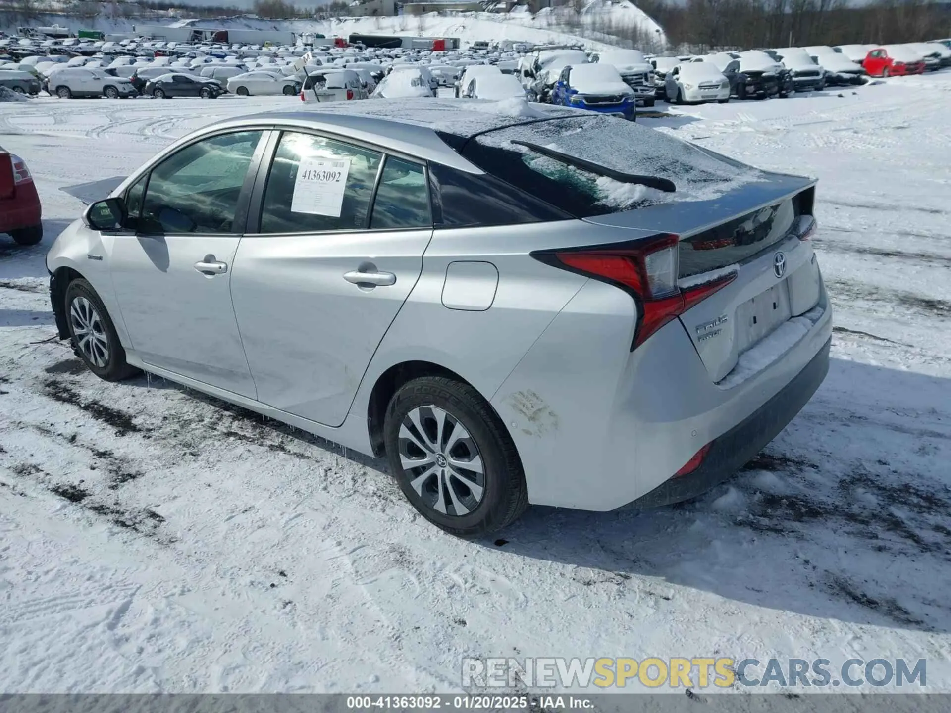 3 Фотография поврежденного автомобиля JTDL9RFU5K3013037 TOYOTA PRIUS 2019