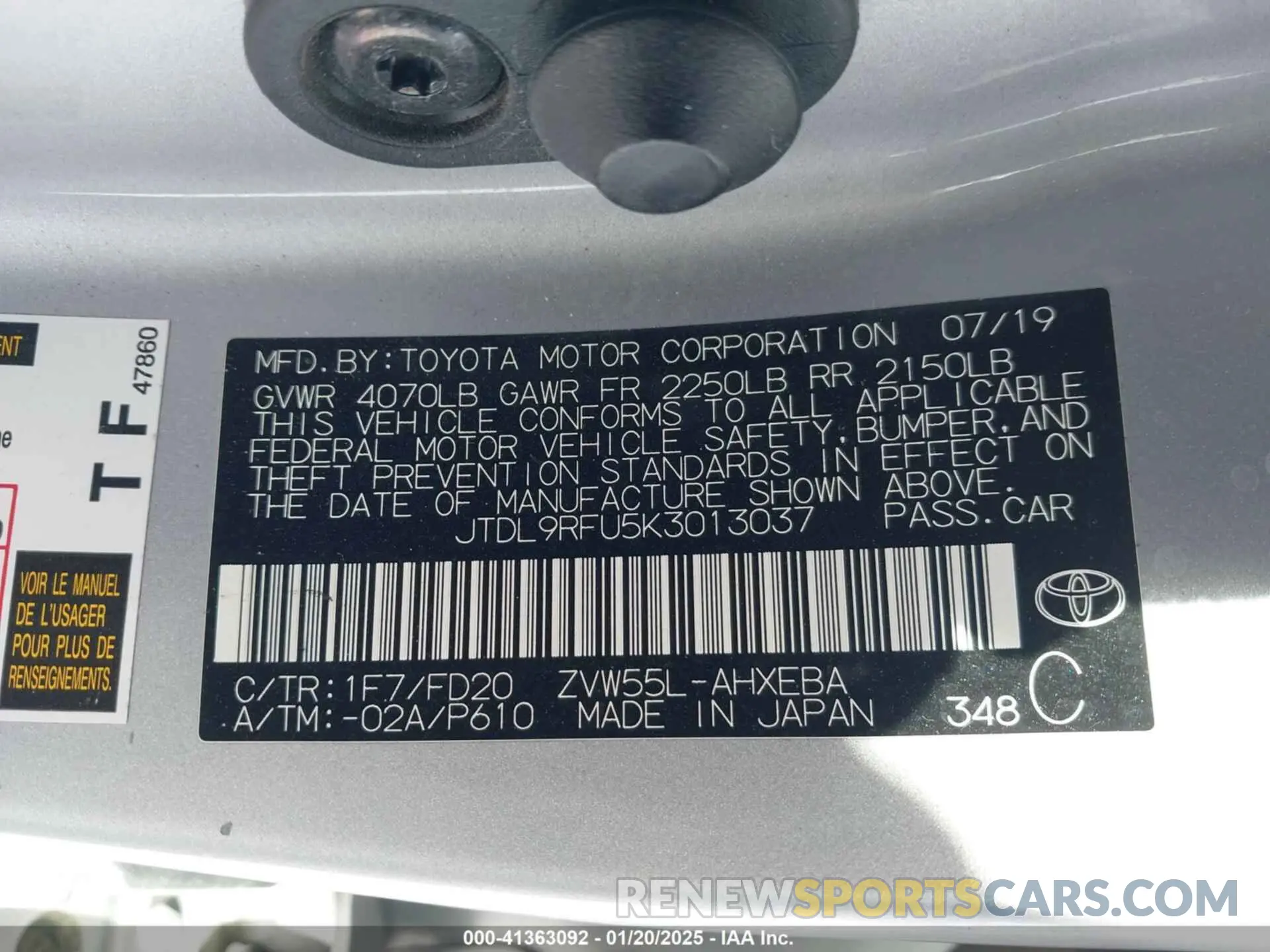 9 Фотография поврежденного автомобиля JTDL9RFU5K3013037 TOYOTA PRIUS 2019