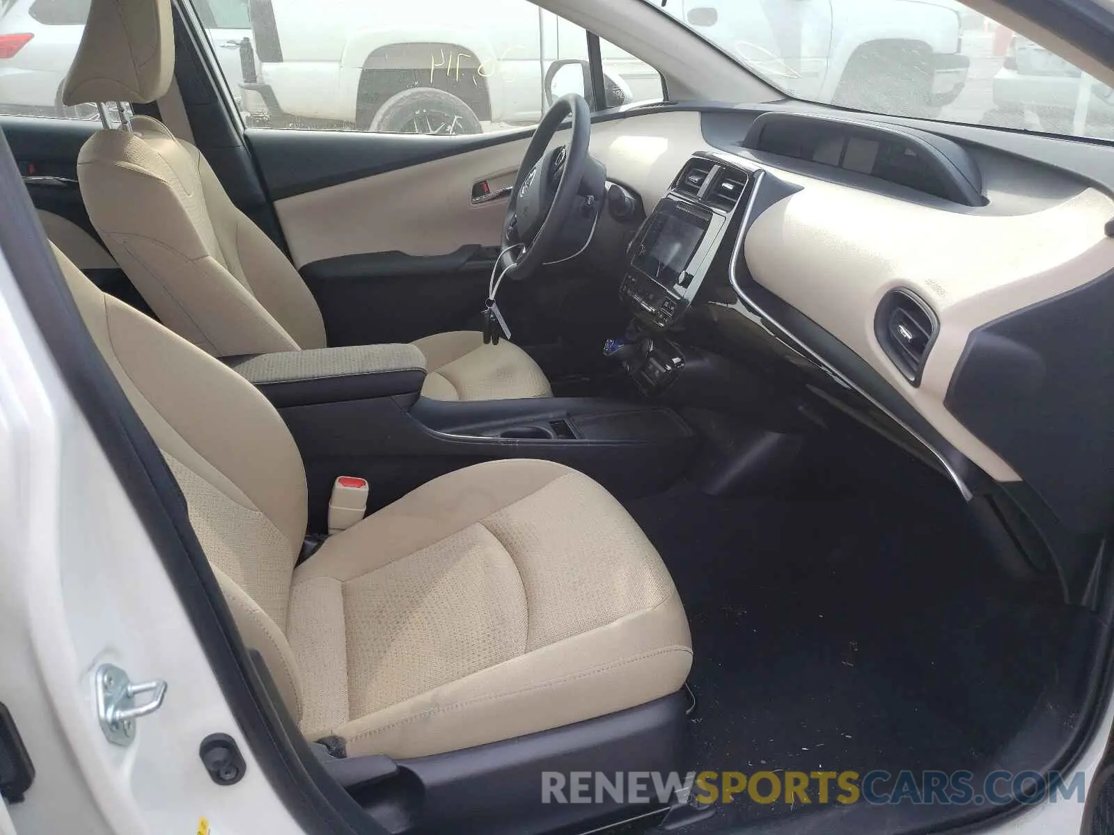 5 Photograph of a damaged car JTDL9RFUXK3007816 TOYOTA PRIUS 2019