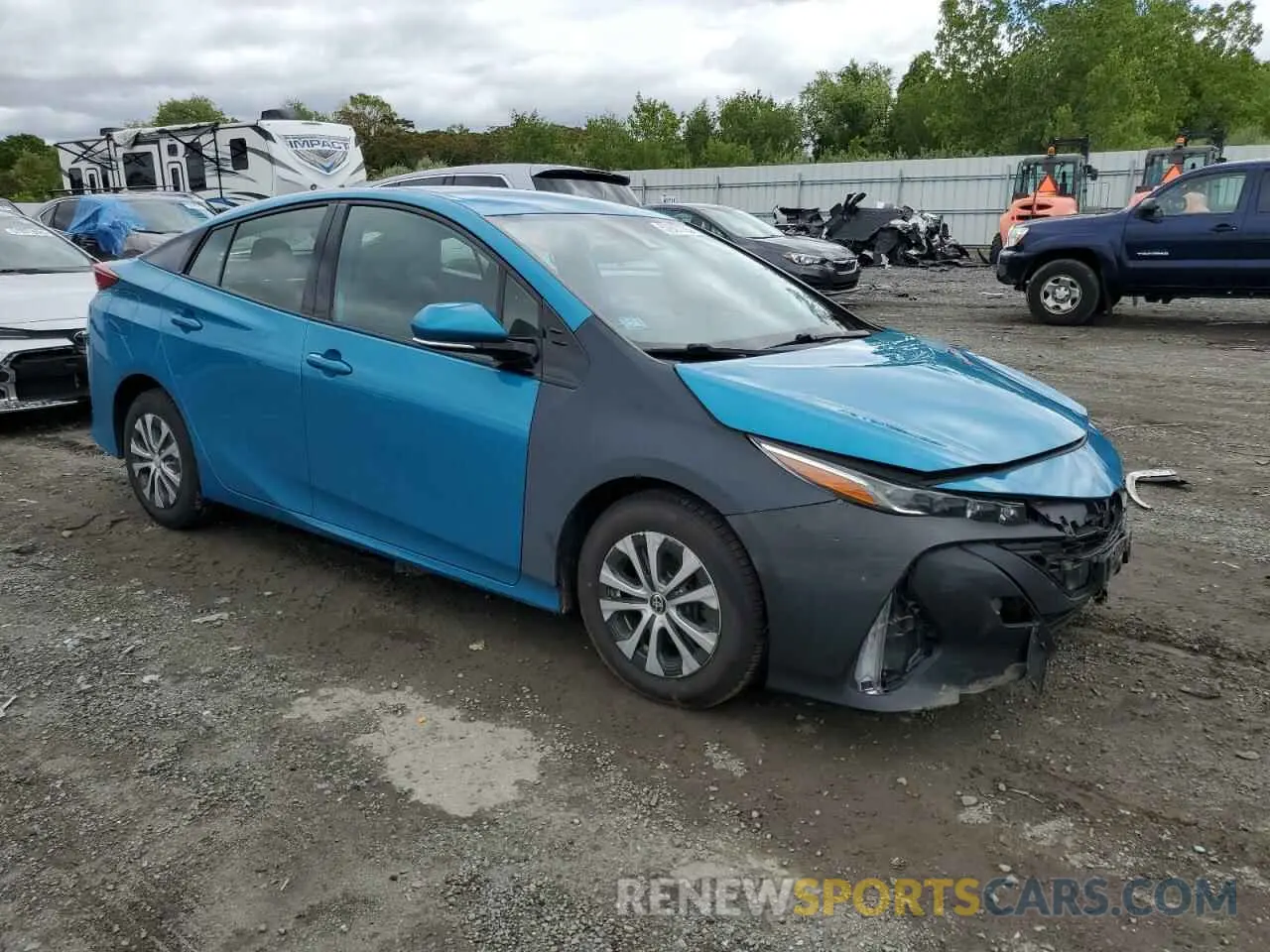 4 Photograph of a damaged car JTDKARFP0L3120902 TOYOTA PRIUS 2020