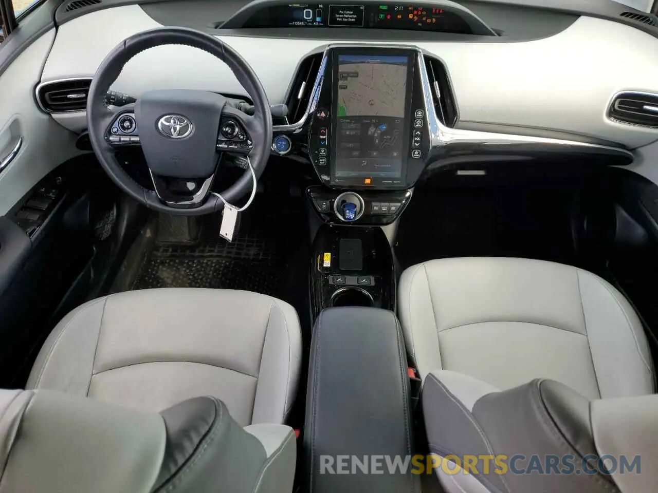 8 Фотография поврежденного автомобиля JTDKARFP1L3135408 TOYOTA PRIUS 2020