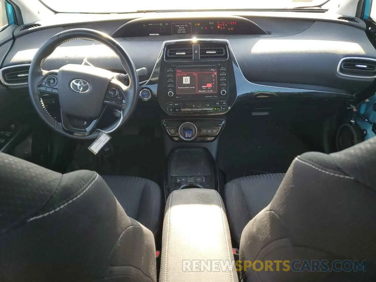 8 Фотография поврежденного автомобиля JTDKARFP2L3135790 TOYOTA PRIUS 2020