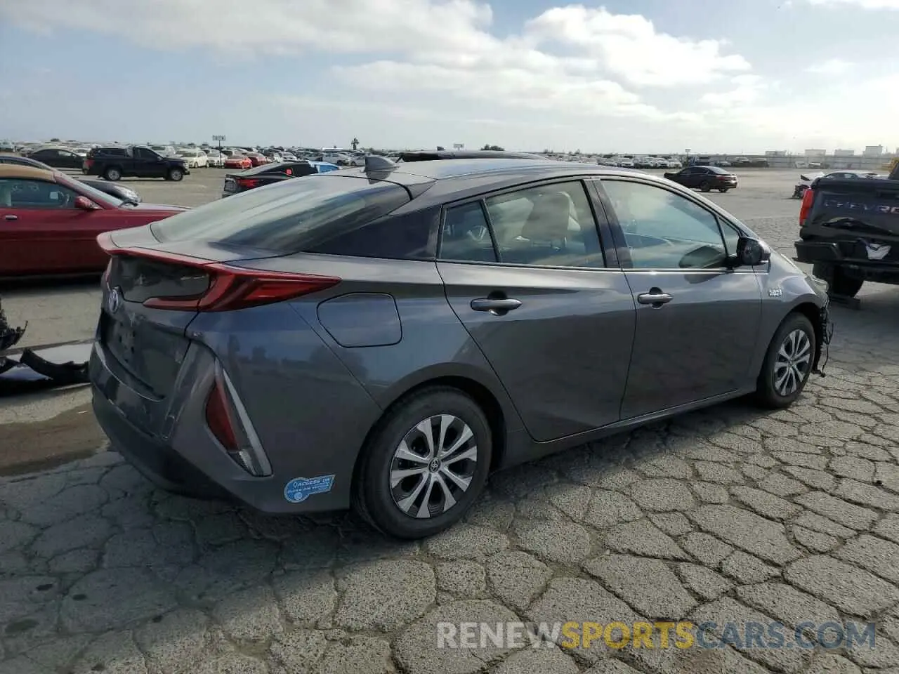 3 Фотография поврежденного автомобиля JTDKARFP4L3160836 TOYOTA PRIUS 2020
