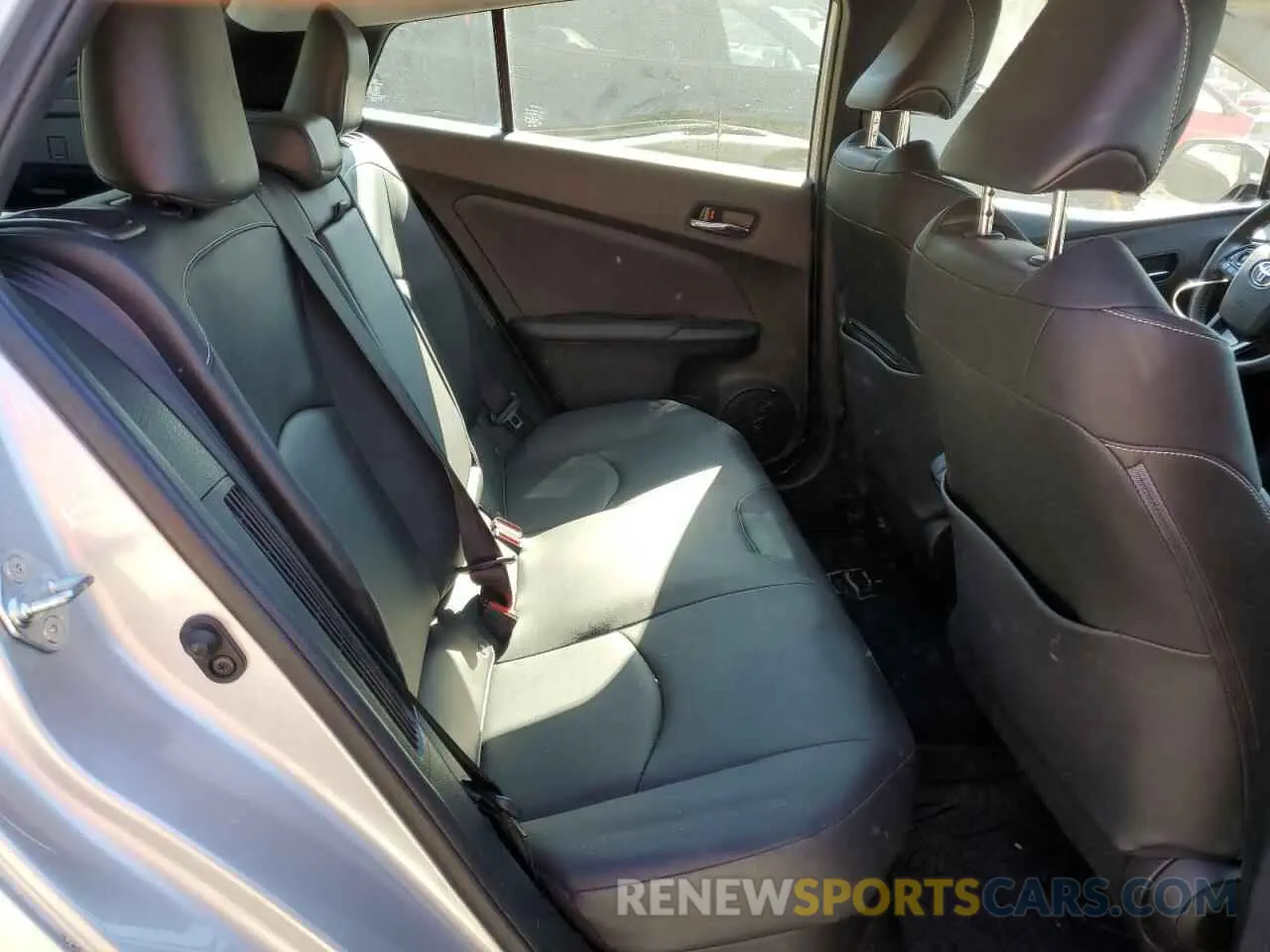 10 Photograph of a damaged car JTDKARFP5L3120779 TOYOTA PRIUS 2020