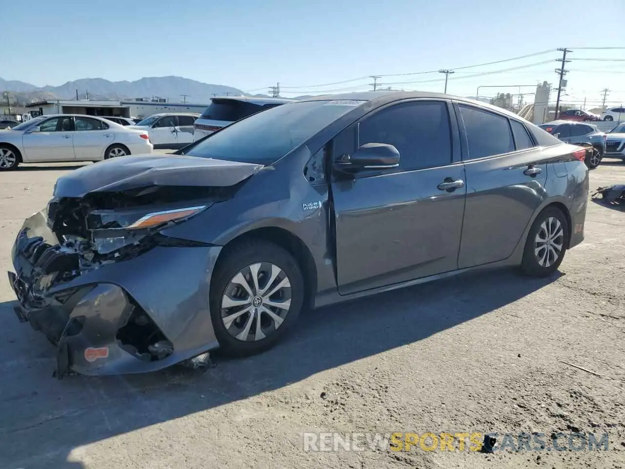 1 Фотография поврежденного автомобиля JTDKARFP7L3139477 TOYOTA PRIUS 2020