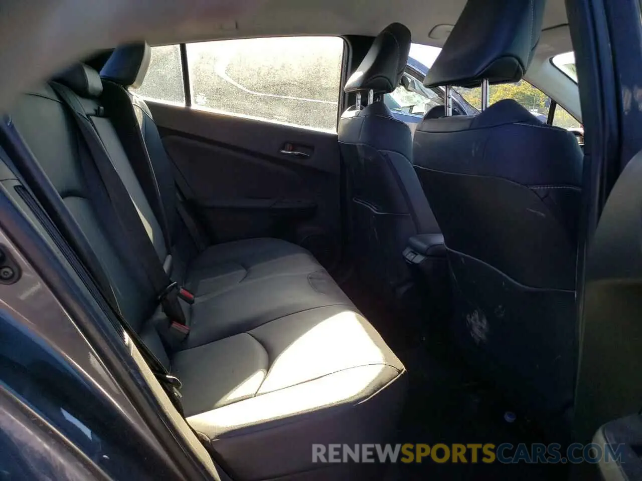 11 Photograph of a damaged car JTDKARFP8L3143571 TOYOTA PRIUS 2020