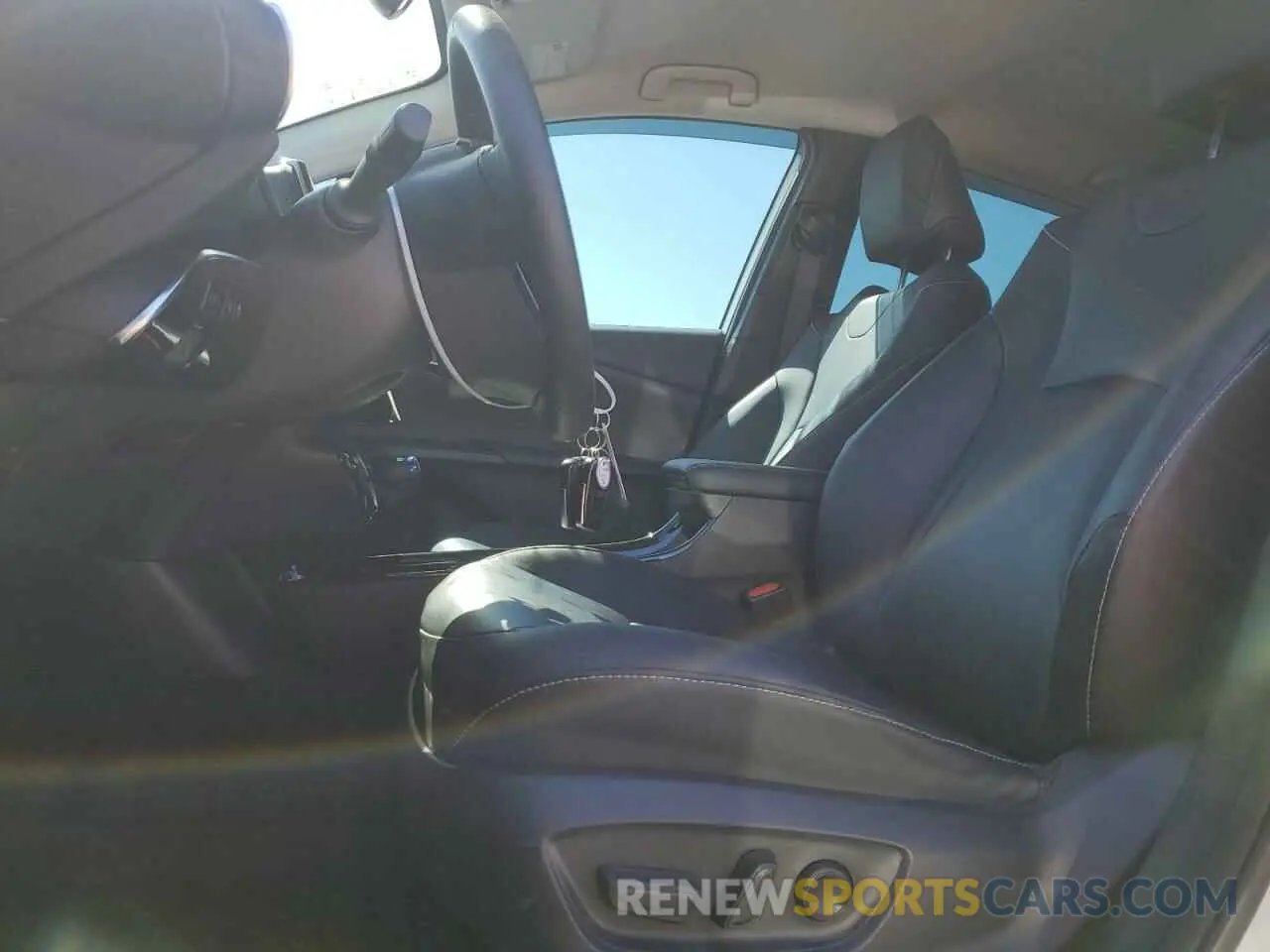 7 Фотография поврежденного автомобиля JTDKARFPXL3120096 TOYOTA PRIUS 2020