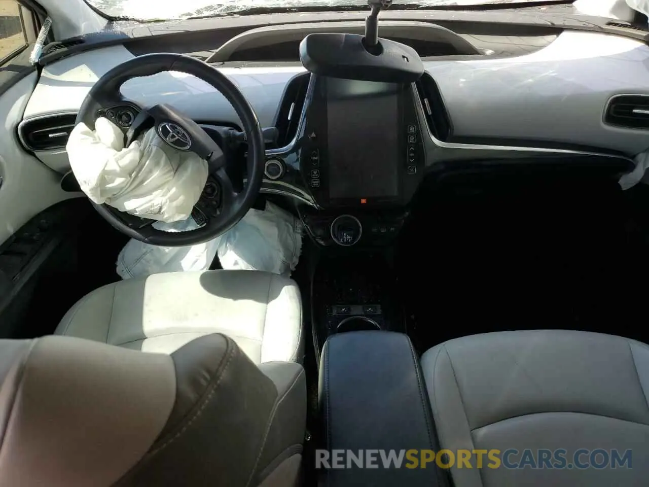 8 Photograph of a damaged car JTDKARFPXL3124035 TOYOTA PRIUS 2020