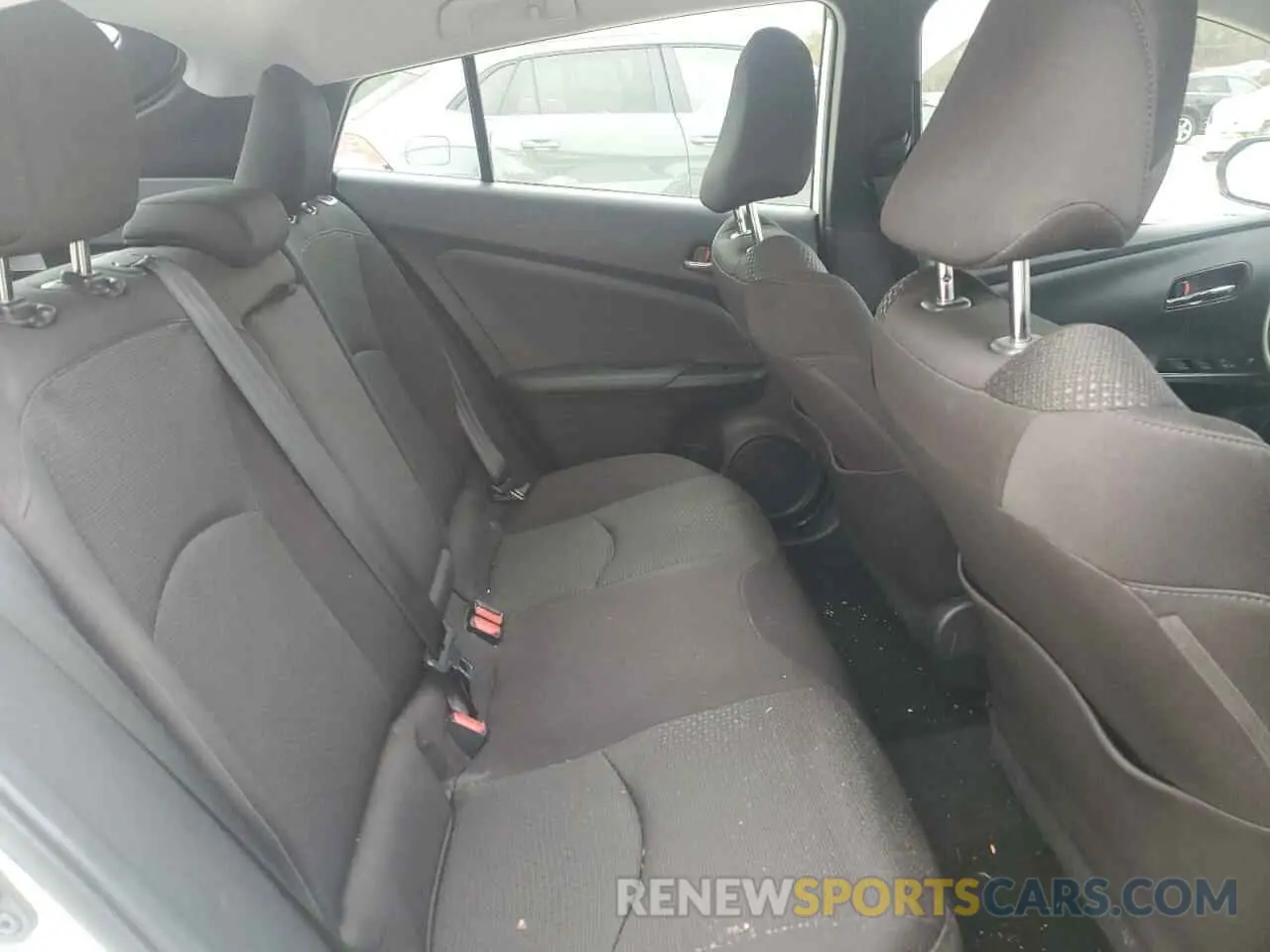 10 Photograph of a damaged car JTDKARFU0L3104298 TOYOTA PRIUS 2020