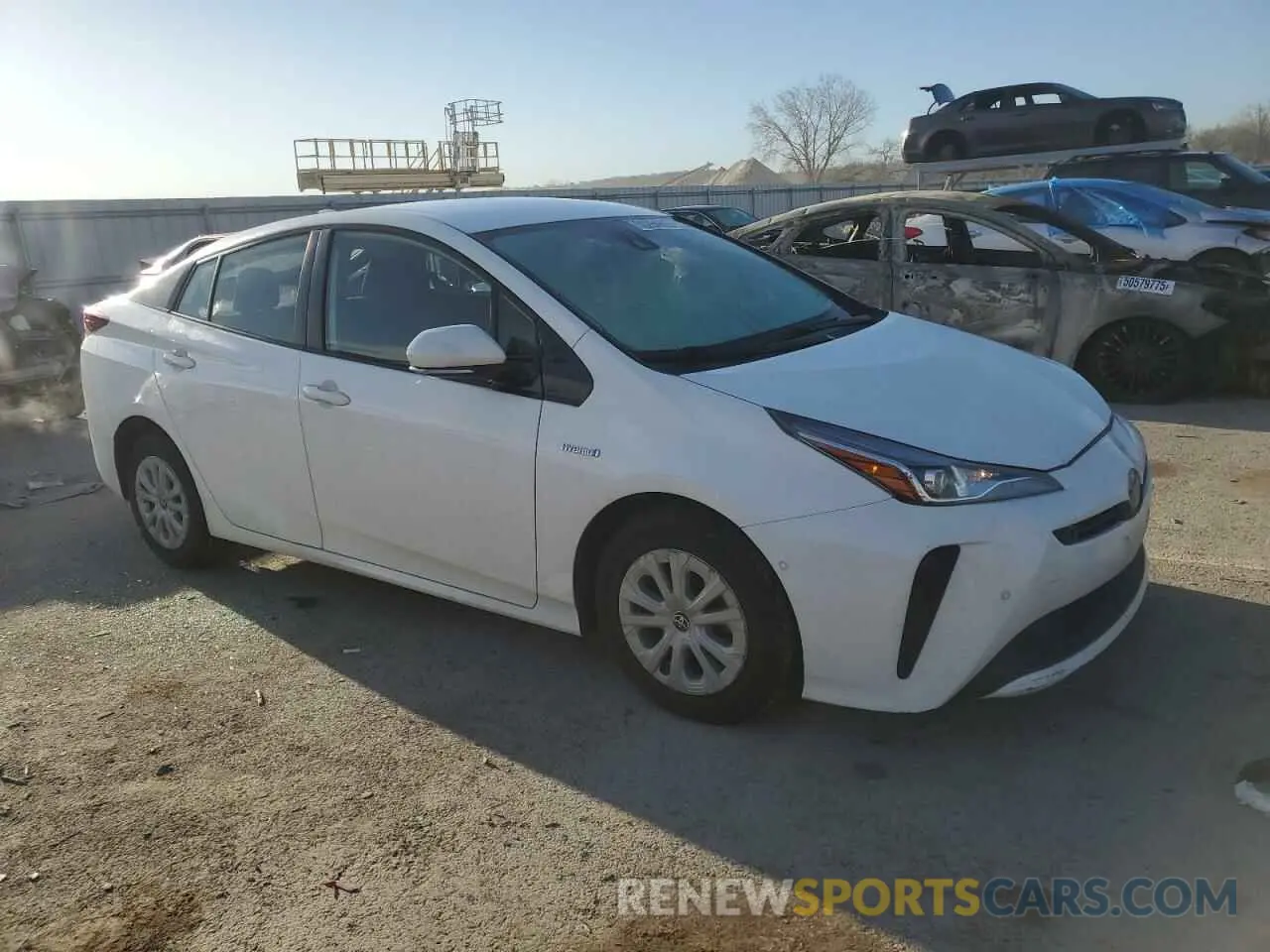 4 Фотография поврежденного автомобиля JTDKARFU0L3106035 TOYOTA PRIUS 2020