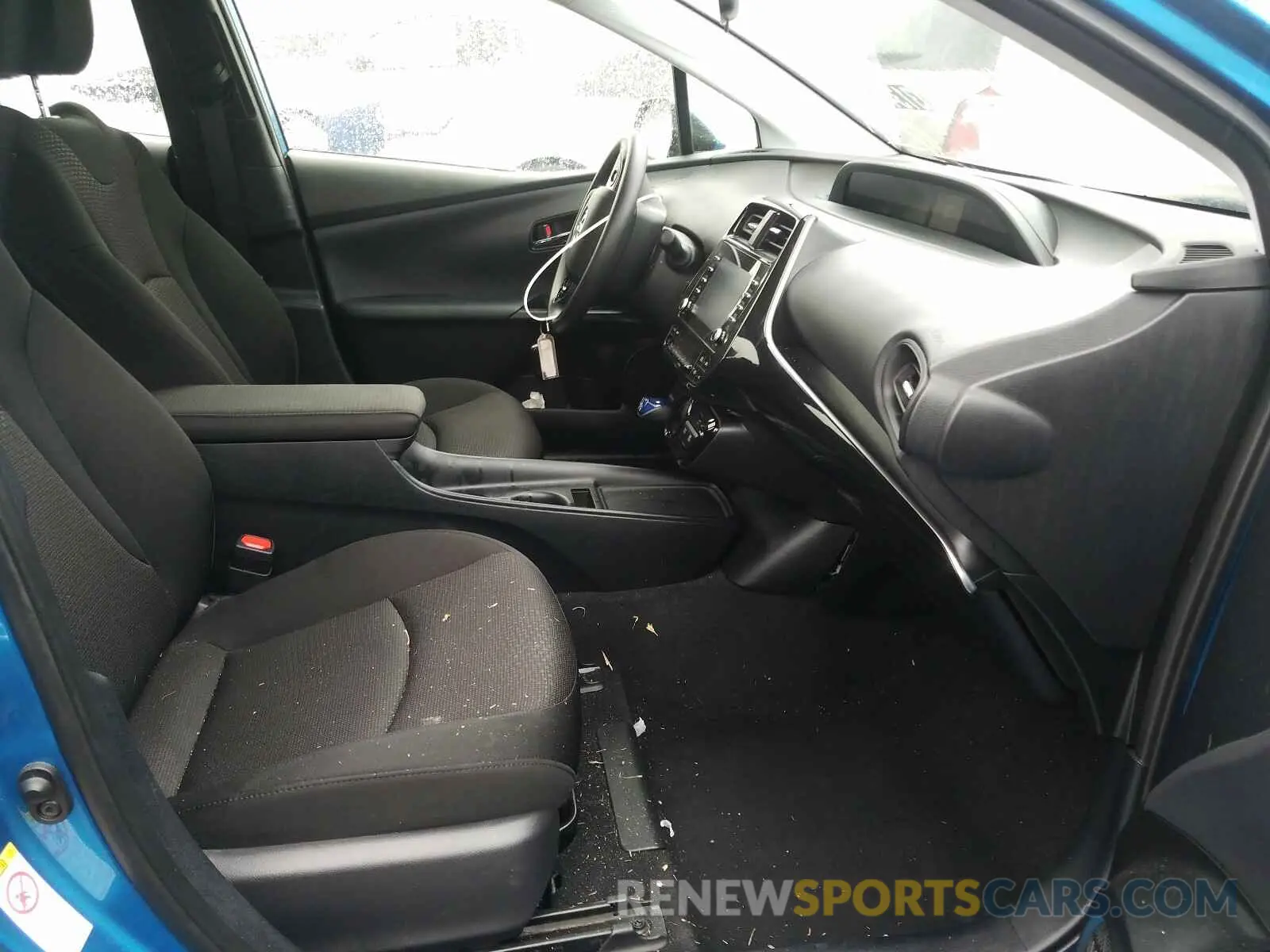 5 Photograph of a damaged car JTDKARFU1L3110384 TOYOTA PRIUS 2020