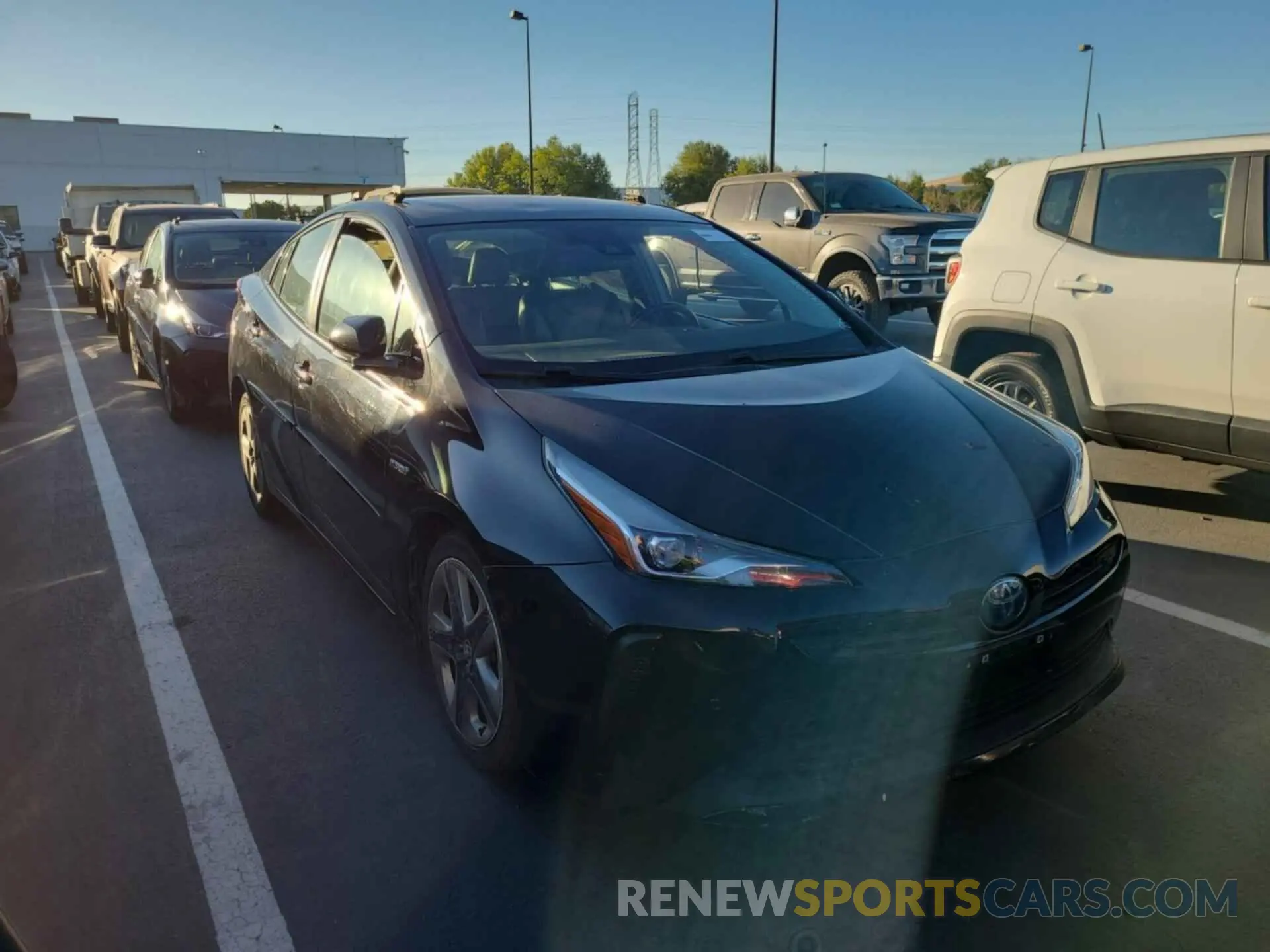 31 Photograph of a damaged car JTDKARFU1L3112474 TOYOTA PRIUS 2020