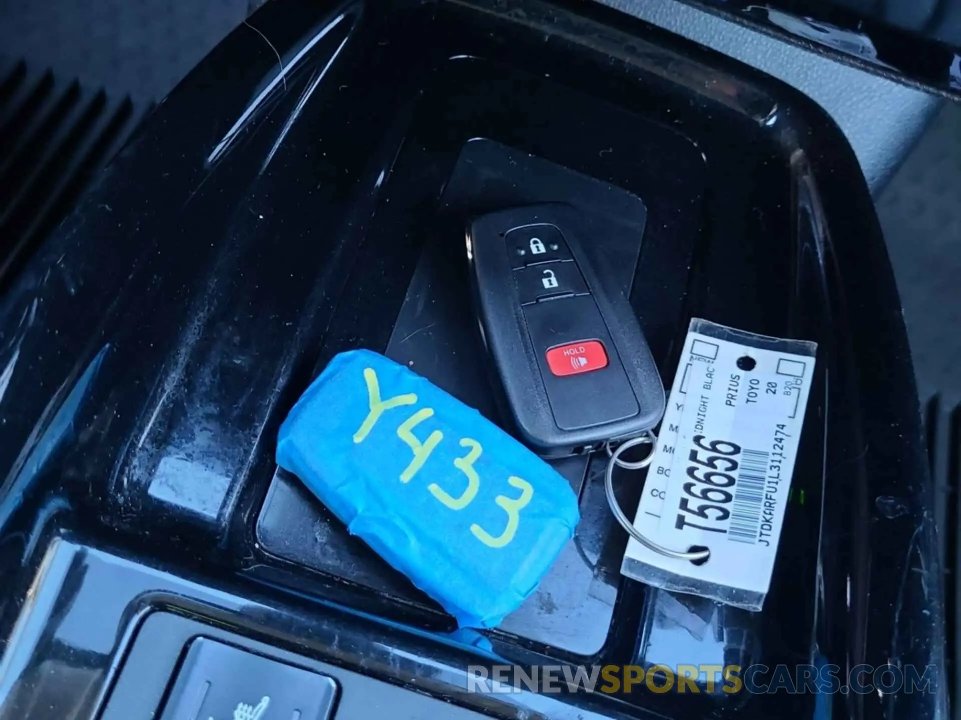 9 Photograph of a damaged car JTDKARFU1L3112474 TOYOTA PRIUS 2020