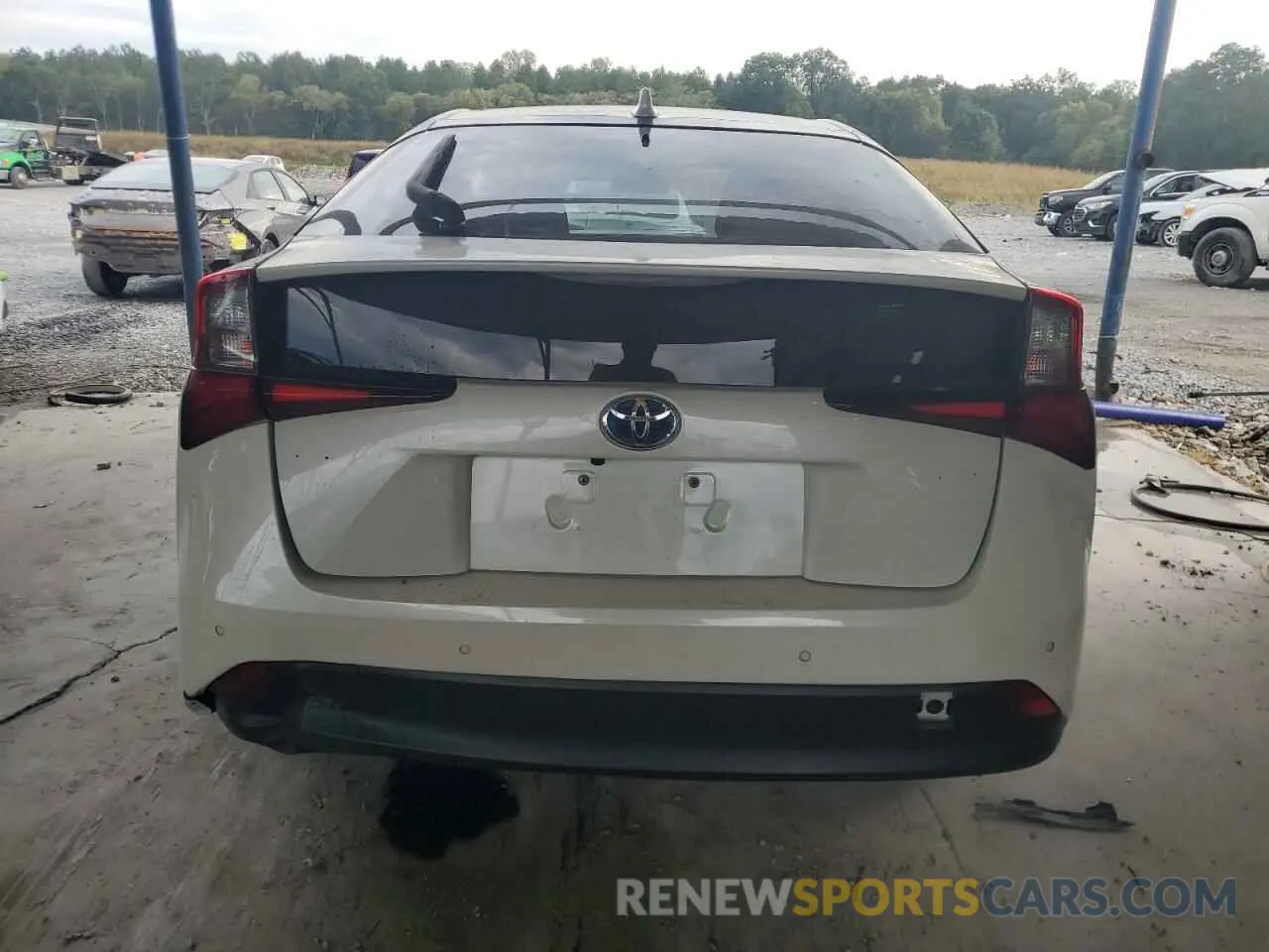 6 Photograph of a damaged car JTDKARFU2L3103993 TOYOTA PRIUS 2020