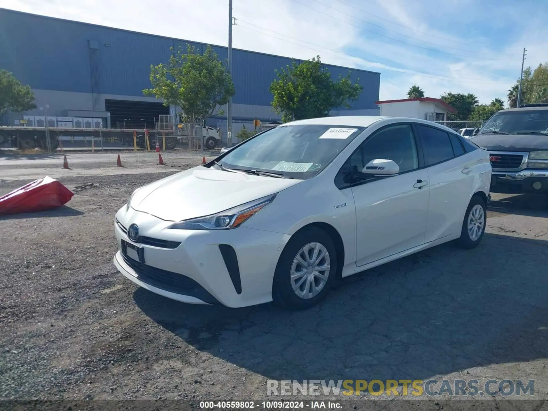 2 Фотография поврежденного автомобиля JTDKARFU2L3107607 TOYOTA PRIUS 2020