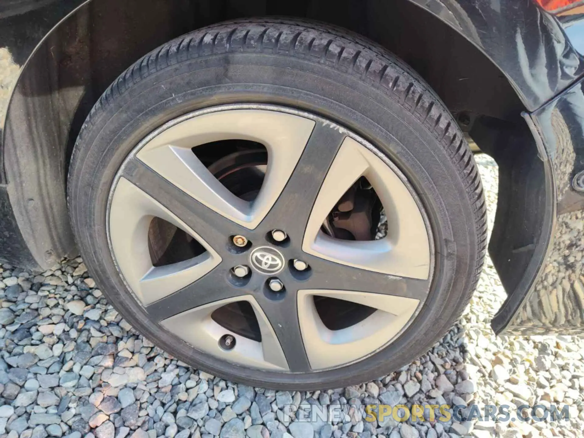 14 Фотография поврежденного автомобиля JTDKARFU2L3115366 TOYOTA PRIUS 2020