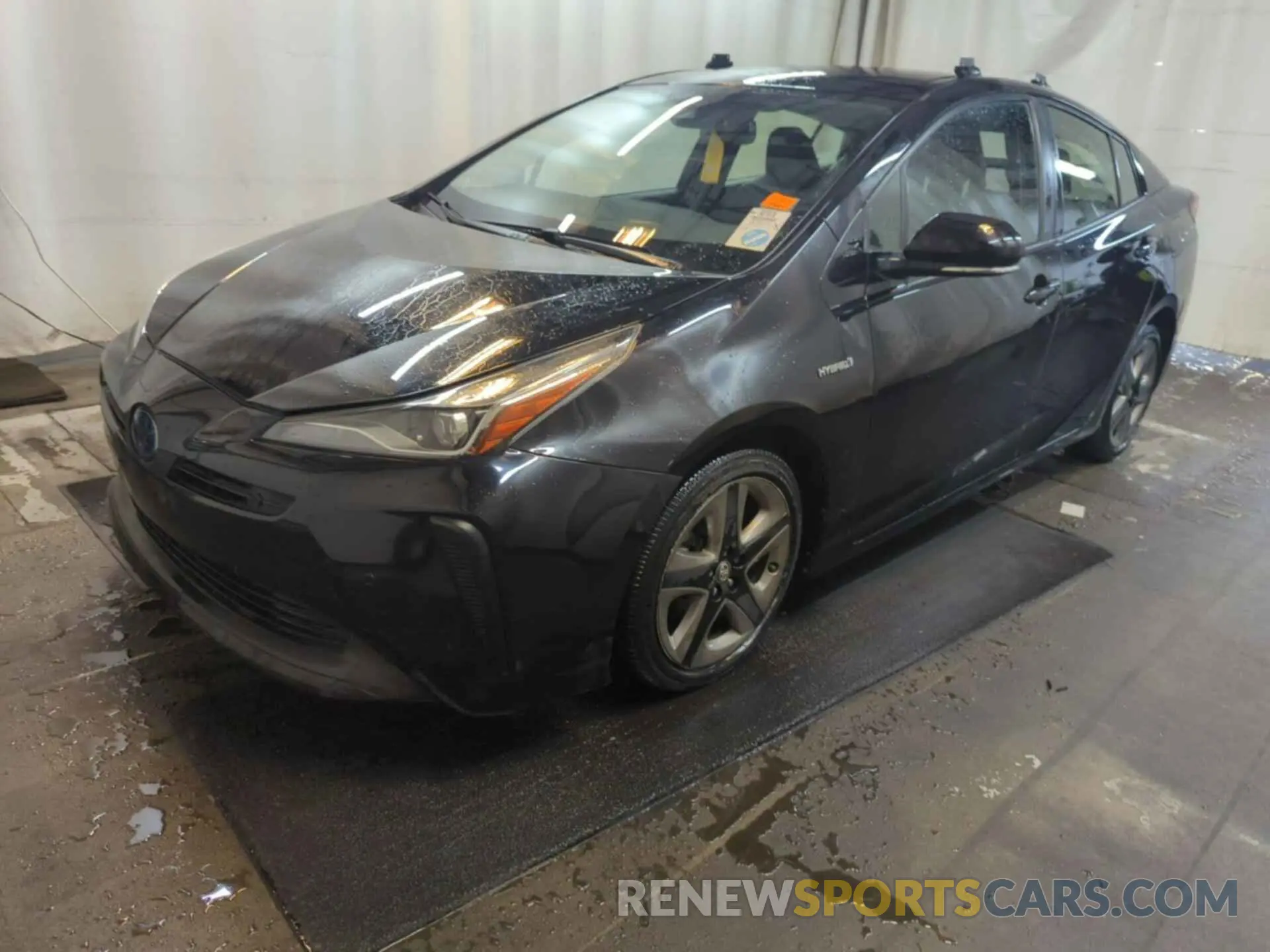 32 Фотография поврежденного автомобиля JTDKARFU2L3115366 TOYOTA PRIUS 2020